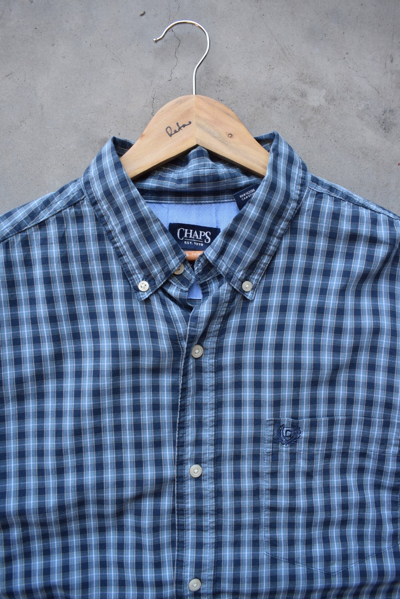 Chaps Ralph Lauren Blue Cropped Long Sleeve Button Up — 2000s (XL) - Retrospective Store