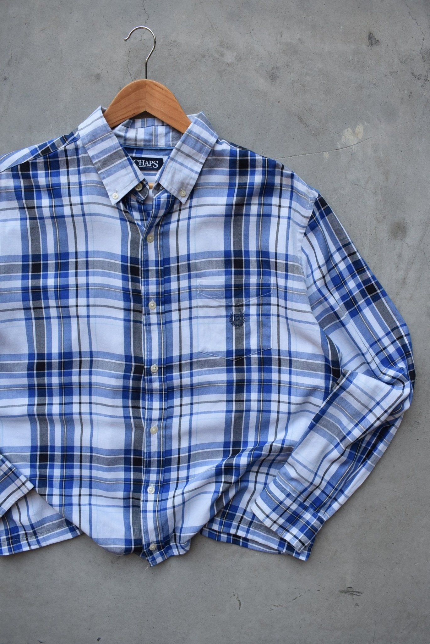 Chaps Ralph Lauren Blue & White Cropped Long Sleeve Button Up — 2000s (XL) - Retrospective Store
