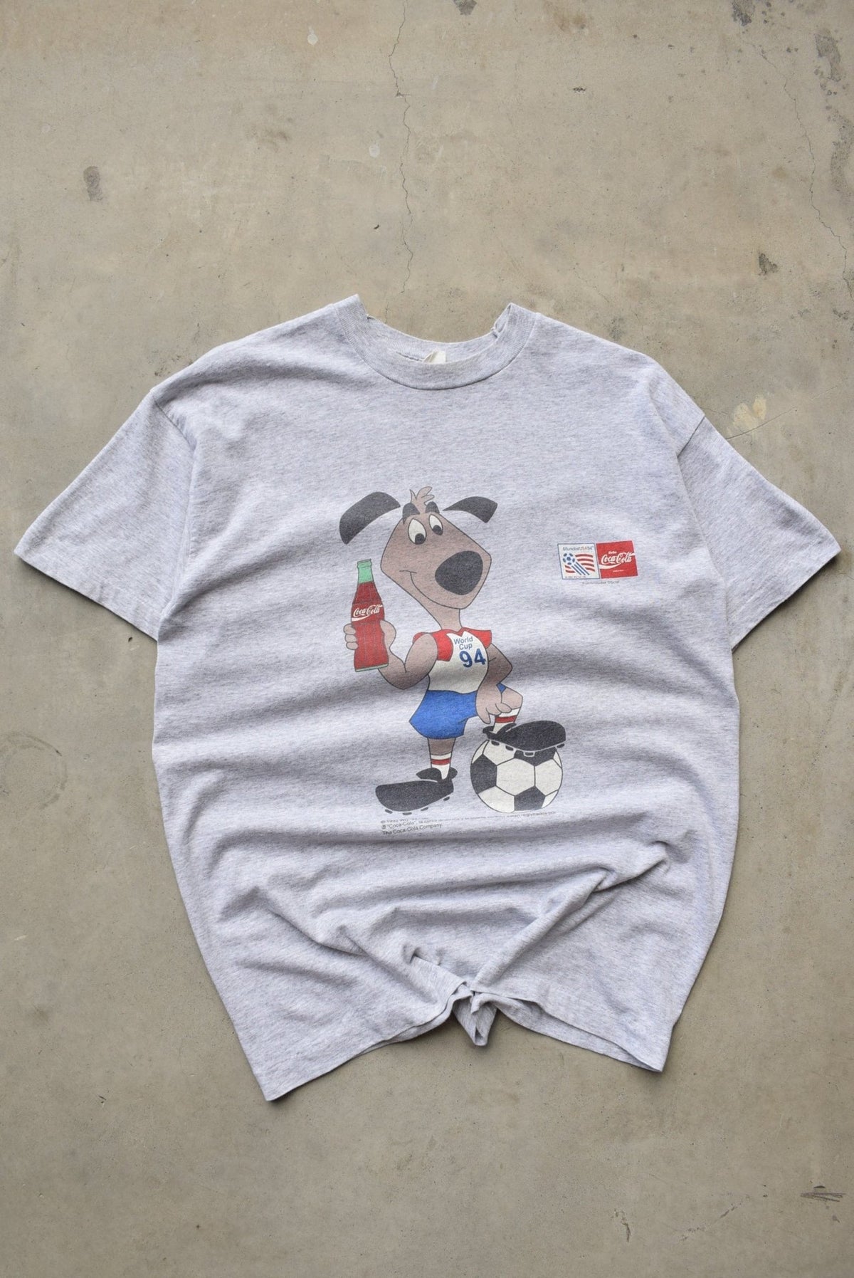 Coca-Cola x FIFA World Cup Grey Graphic Tee — 1994 (M) - Retrospective Store