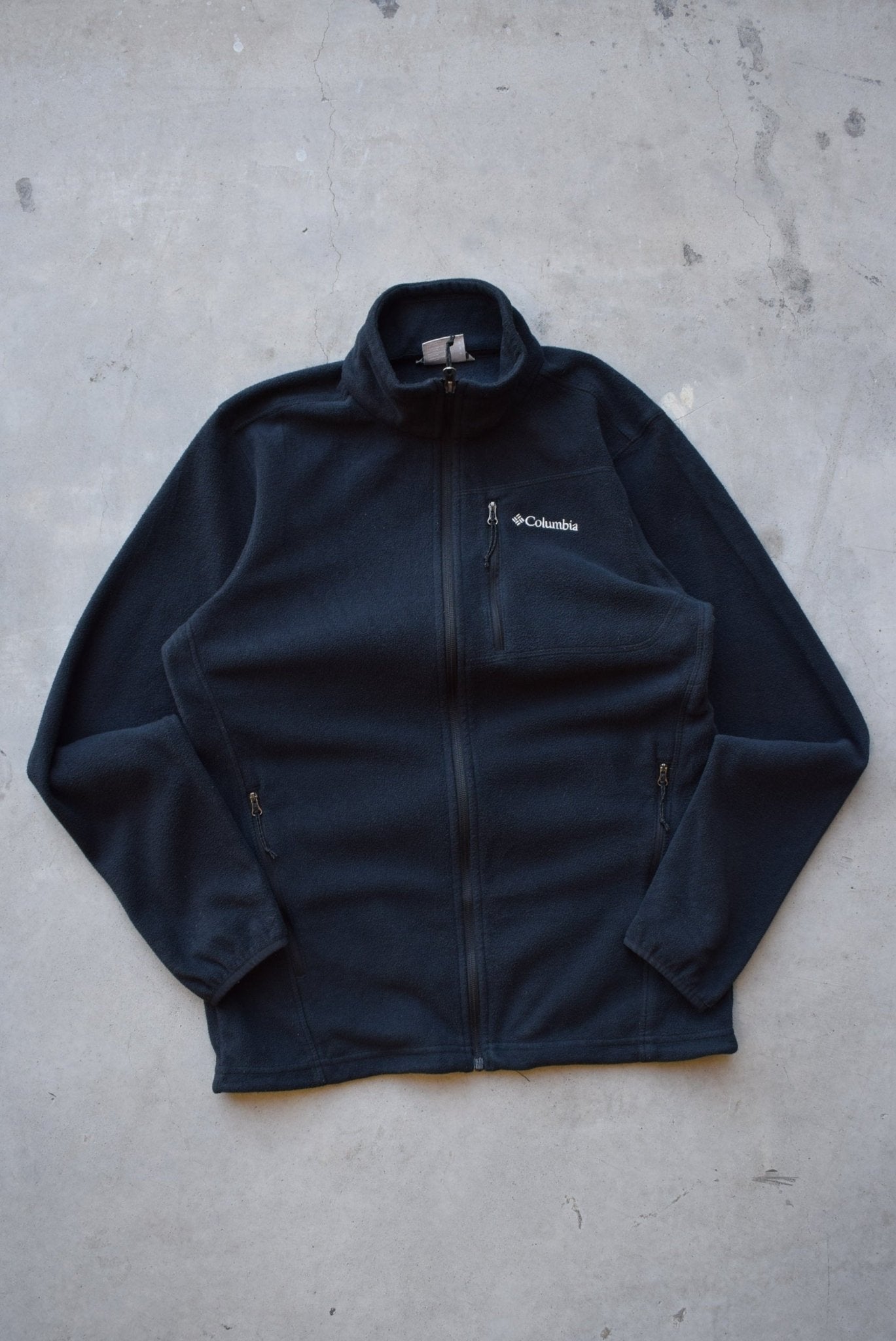 Columbia Black Embroidered Spellout Fleece Jacket — 2000s (S) - Retrospective Store