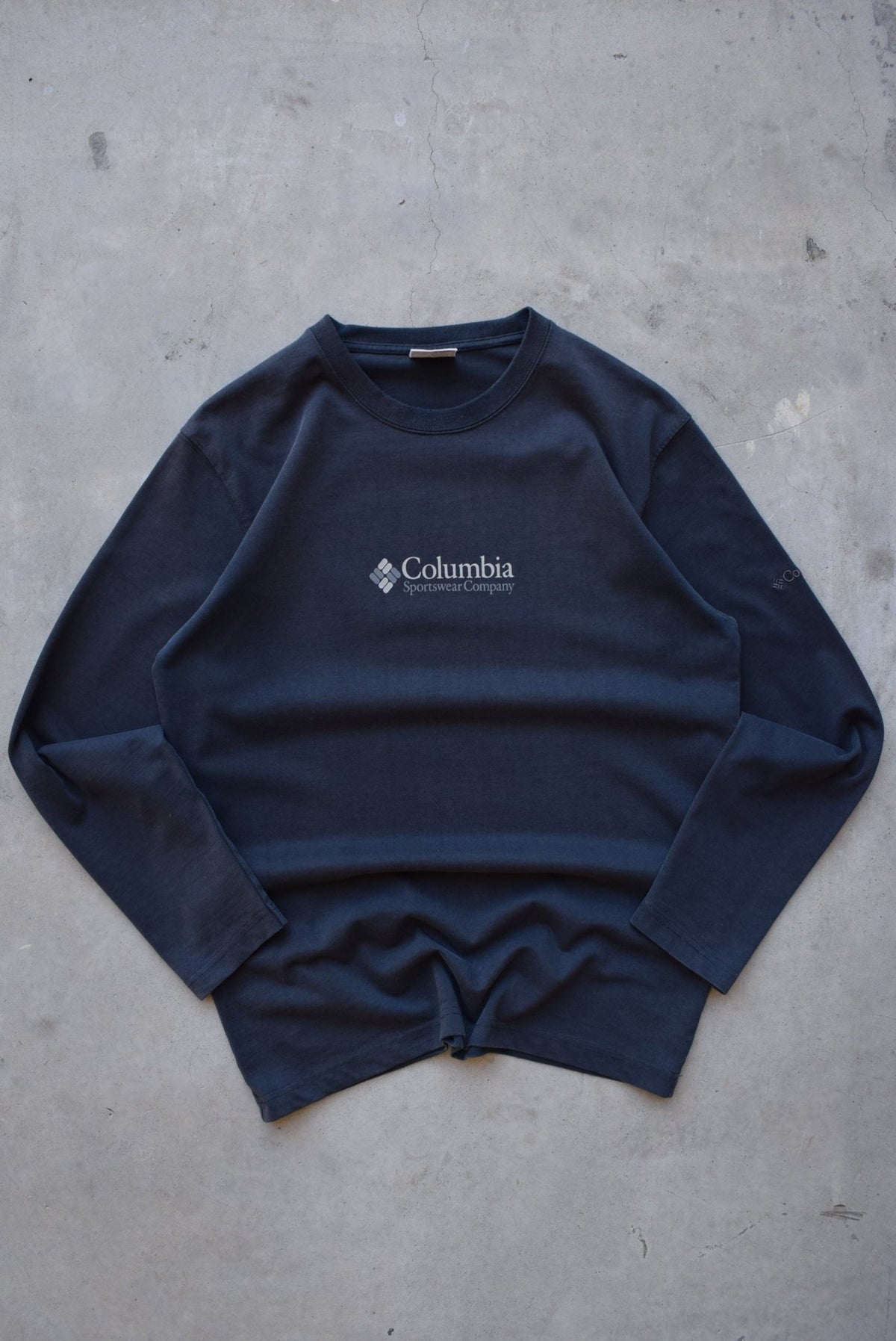 Columbia Black Spellout Long Sleeve Tee — 2000s (M) - Retrospective Store