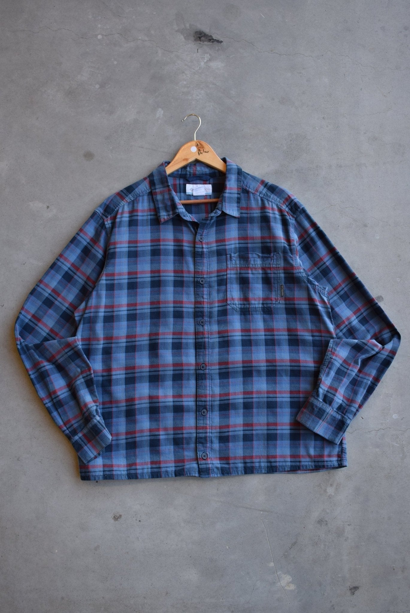 Columbia Blue Cropped Button Up — 2000s (M/L) - Retrospective Store