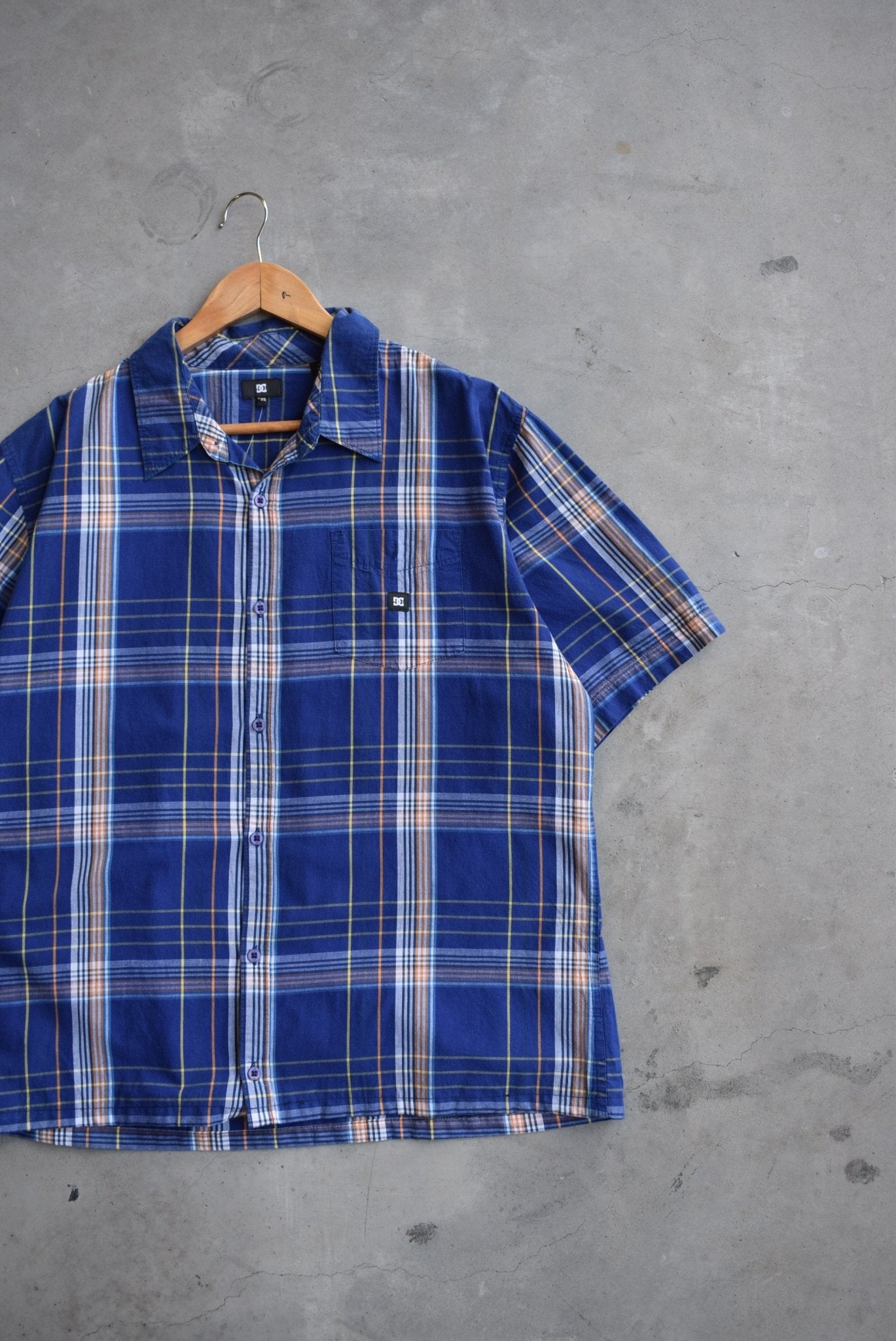 DC Blue Cropped Button Up — 2000s (M/L) - Retrospective Store