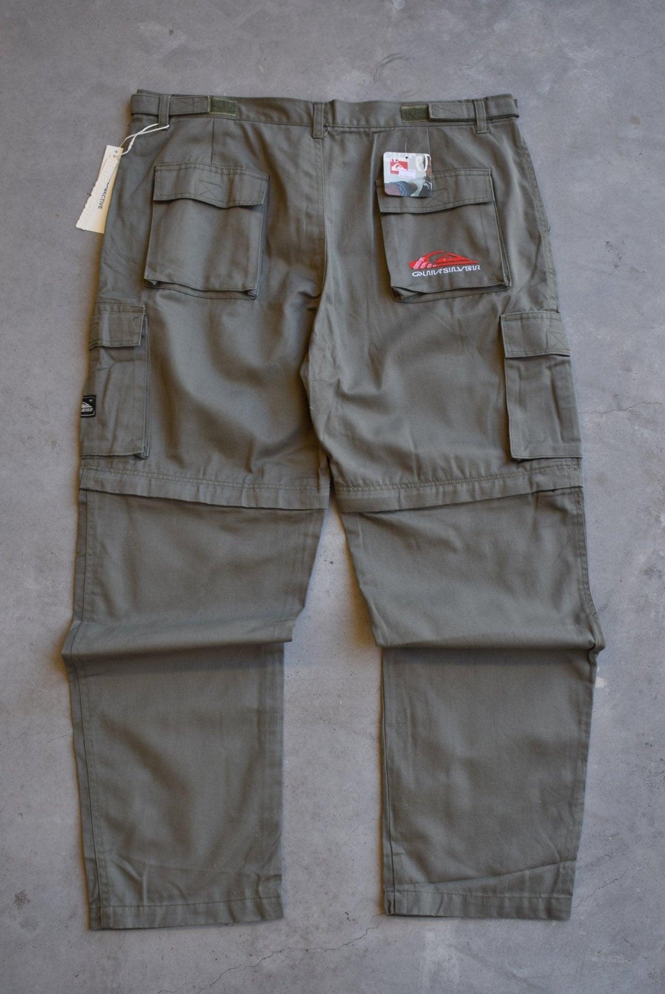 *Deadstock* Quiksilver Zip - Off Pants — 2000s (40) - Retrospective Store