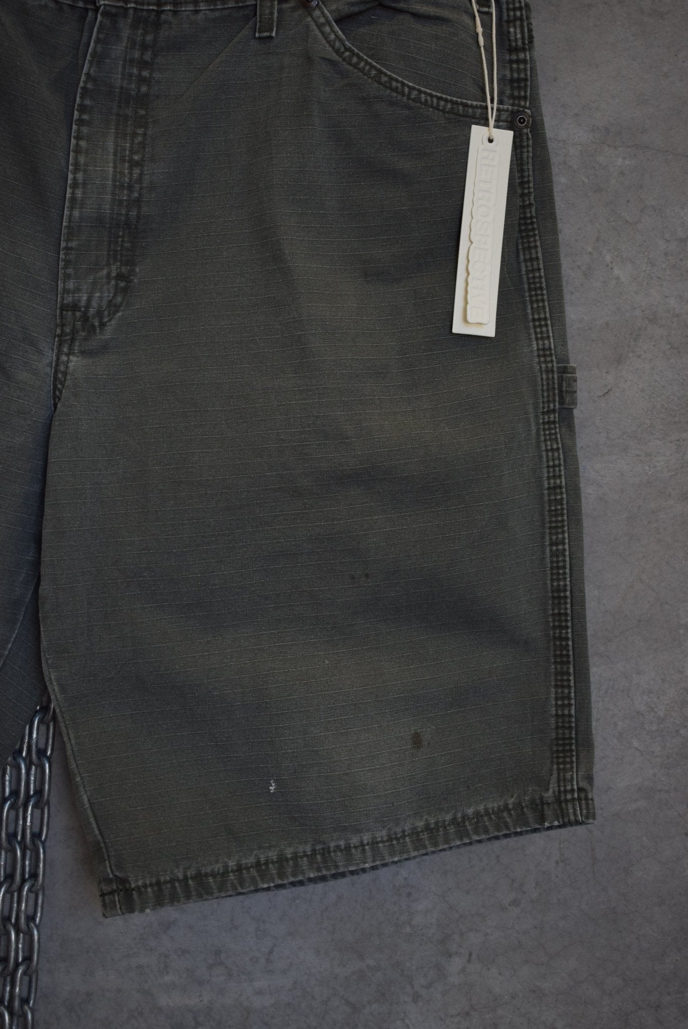 Dickies Carpenter Shorts — 2000s (36) - Retrospective Store