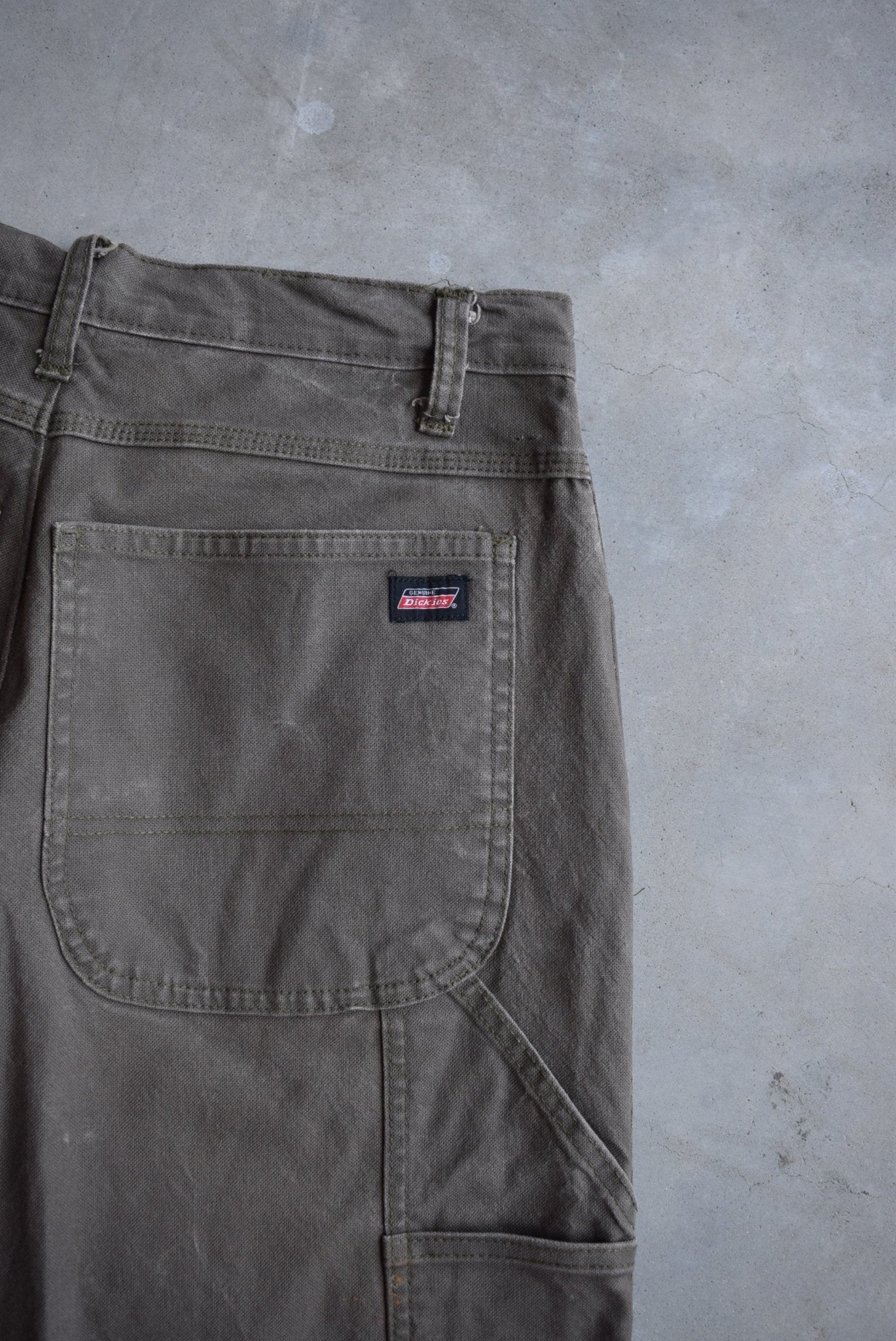 Dickies Faded-Green Carpenter Pants — 2000s (29) - Retrospective Store