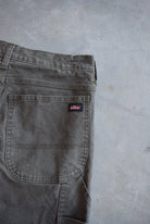 Dickies Faded Green Carpenter Pants — 2000s (30) - Retrospective Store