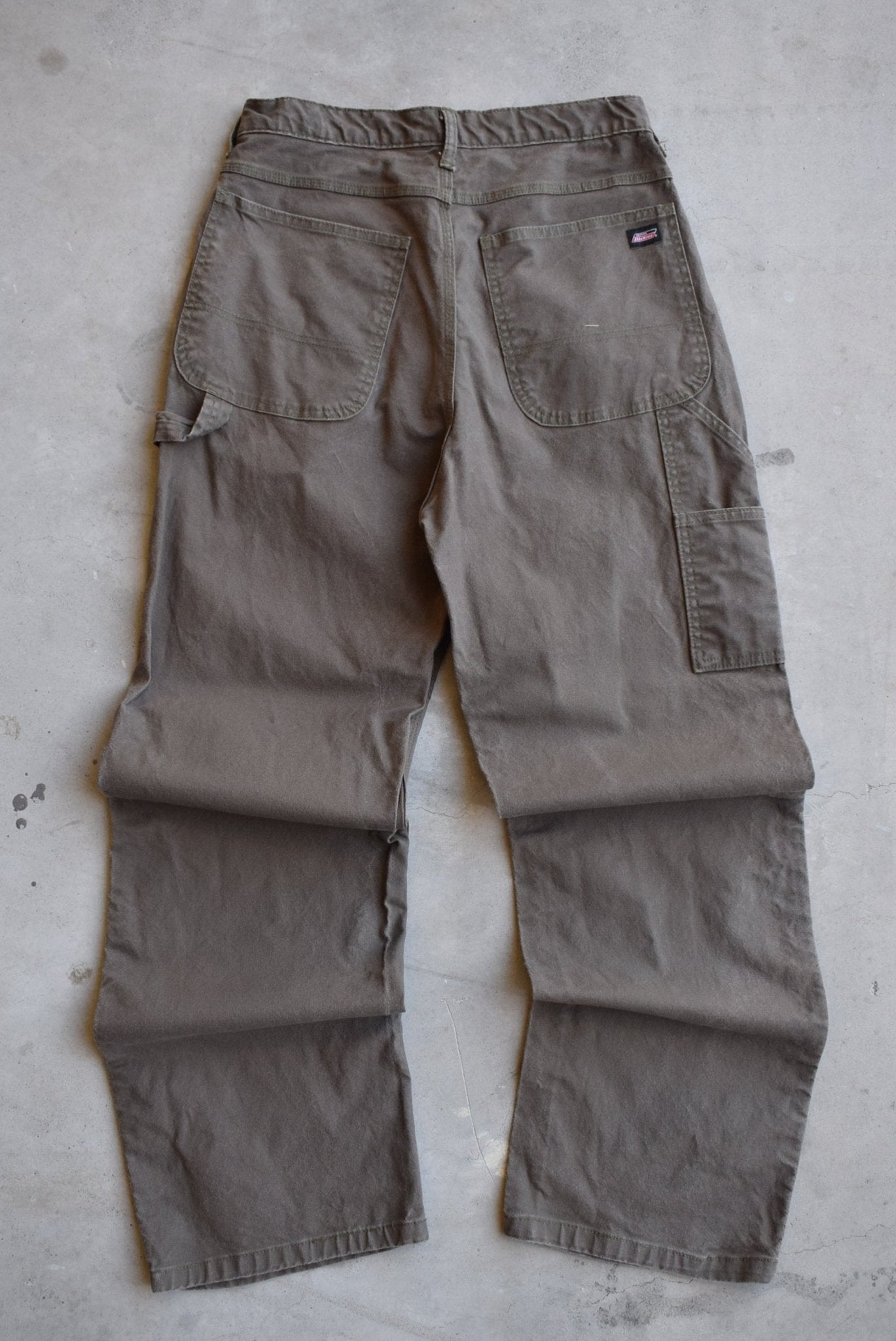 Dickies Faded Green Carpenter Pants — 2000s (30) - Retrospective Store