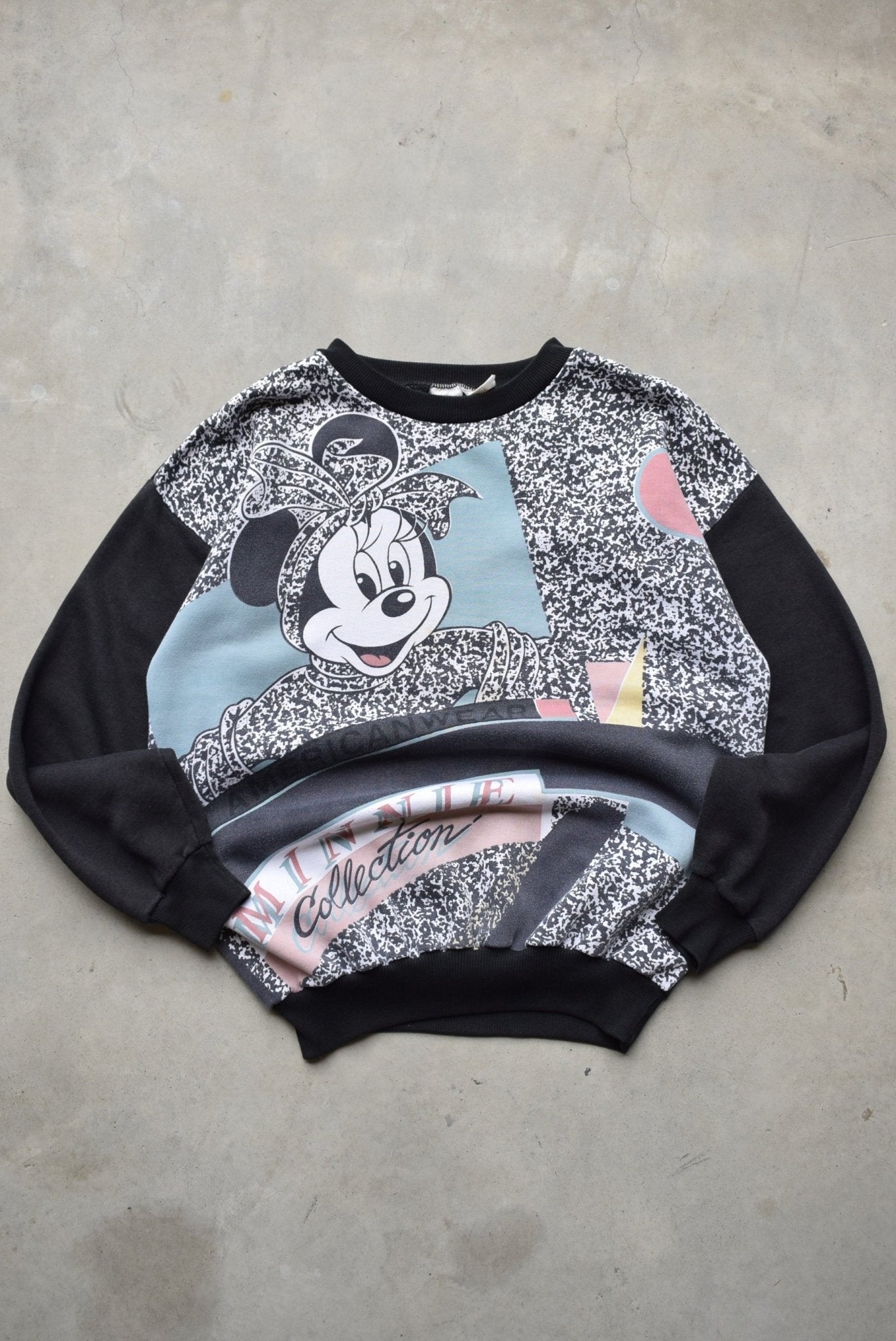 Disney Minnie Mouse White & Black Graphic Crewneck — 1990s (M/L) - Retrospective Store