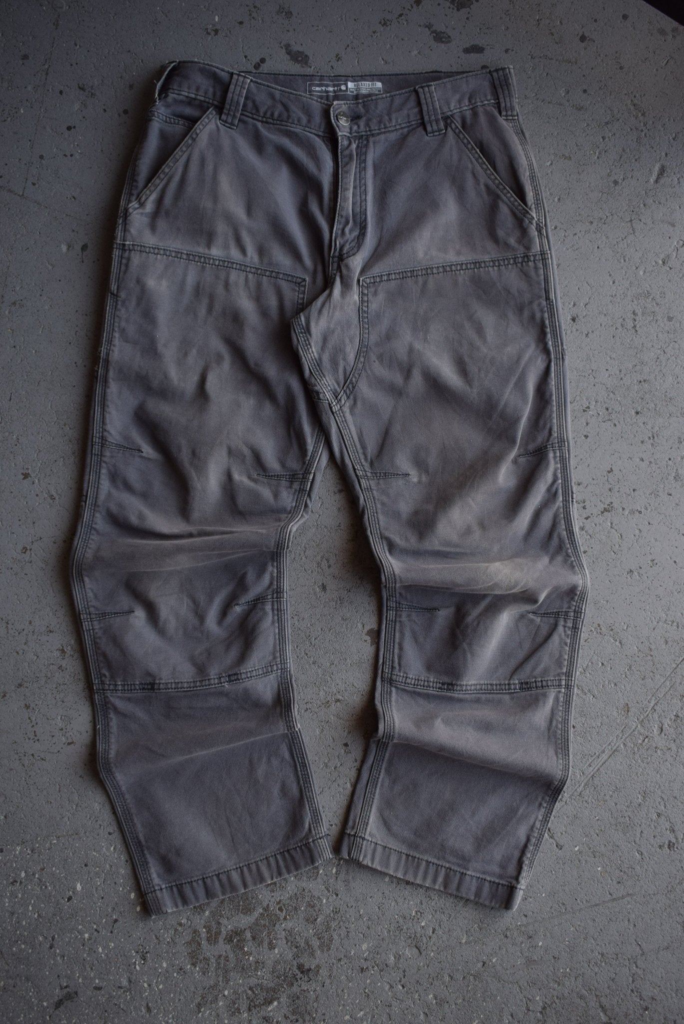 *Double - knee* Vintage Carhartt Carpenter Pants (32) - Retrospective Store
