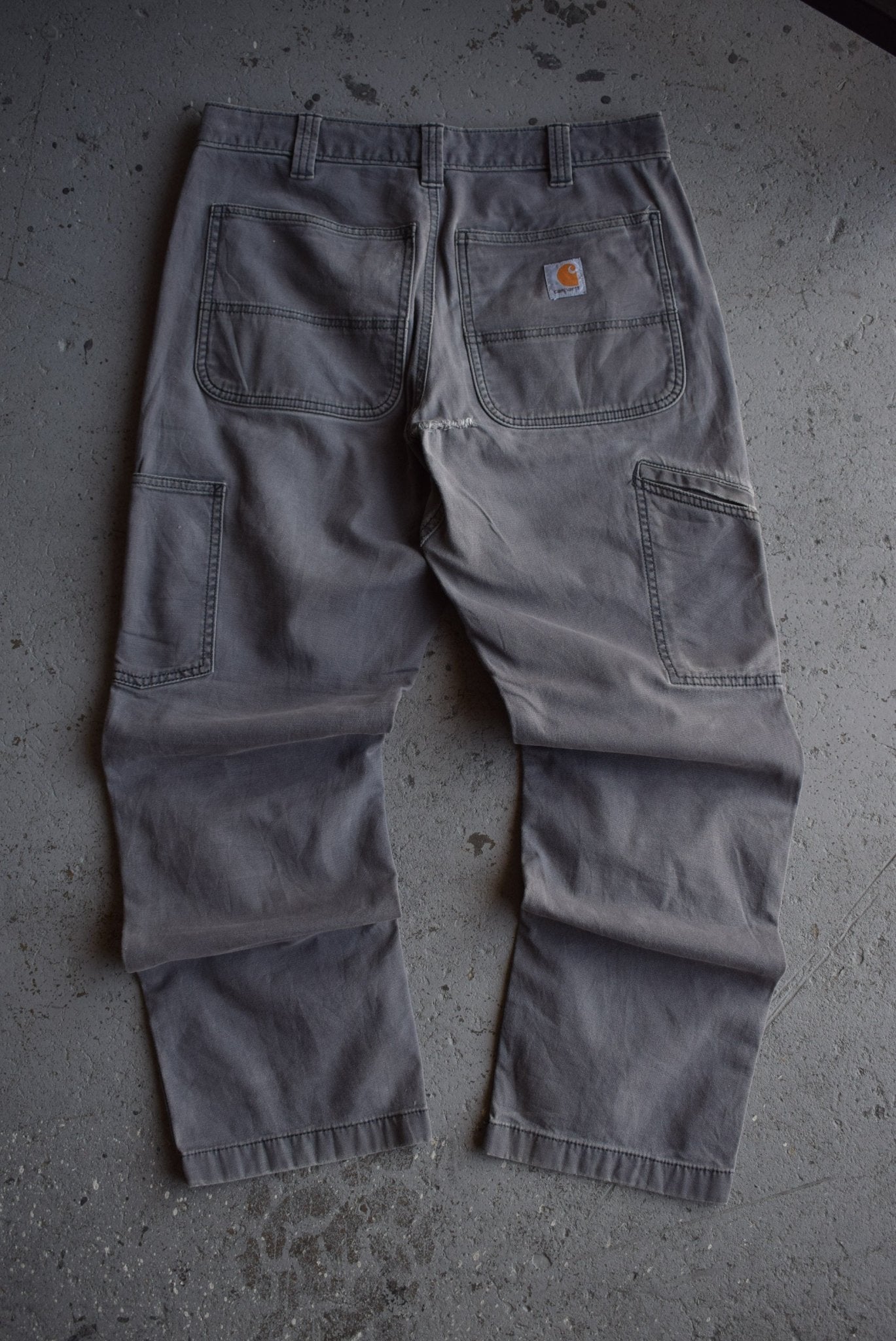 *Double - knee* Vintage Carhartt Carpenter Pants (32) - Retrospective Store