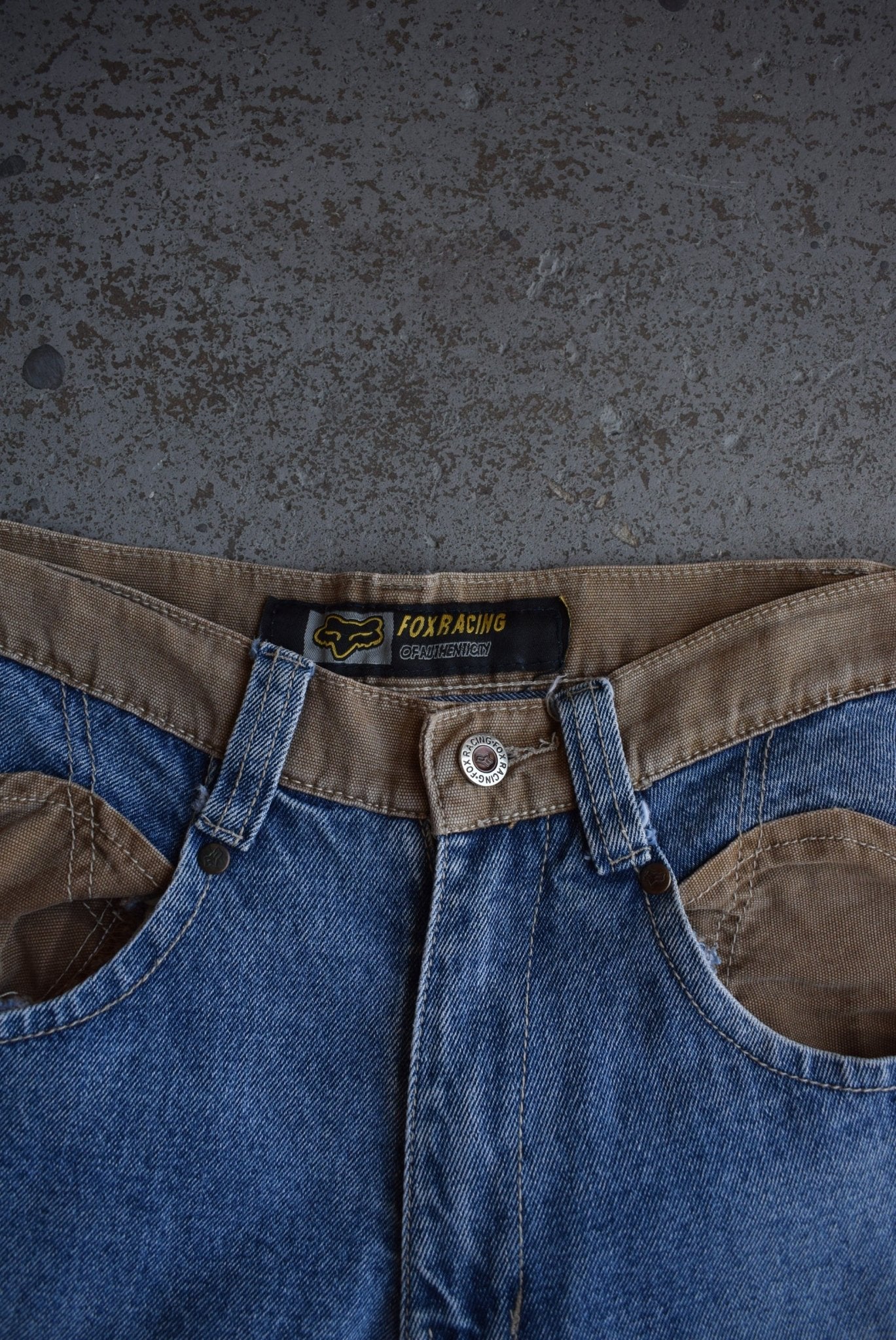 *Double - knee* Vintage Fox Racing Los Angeles Embroidered Jeans (28) - Retrospective Store