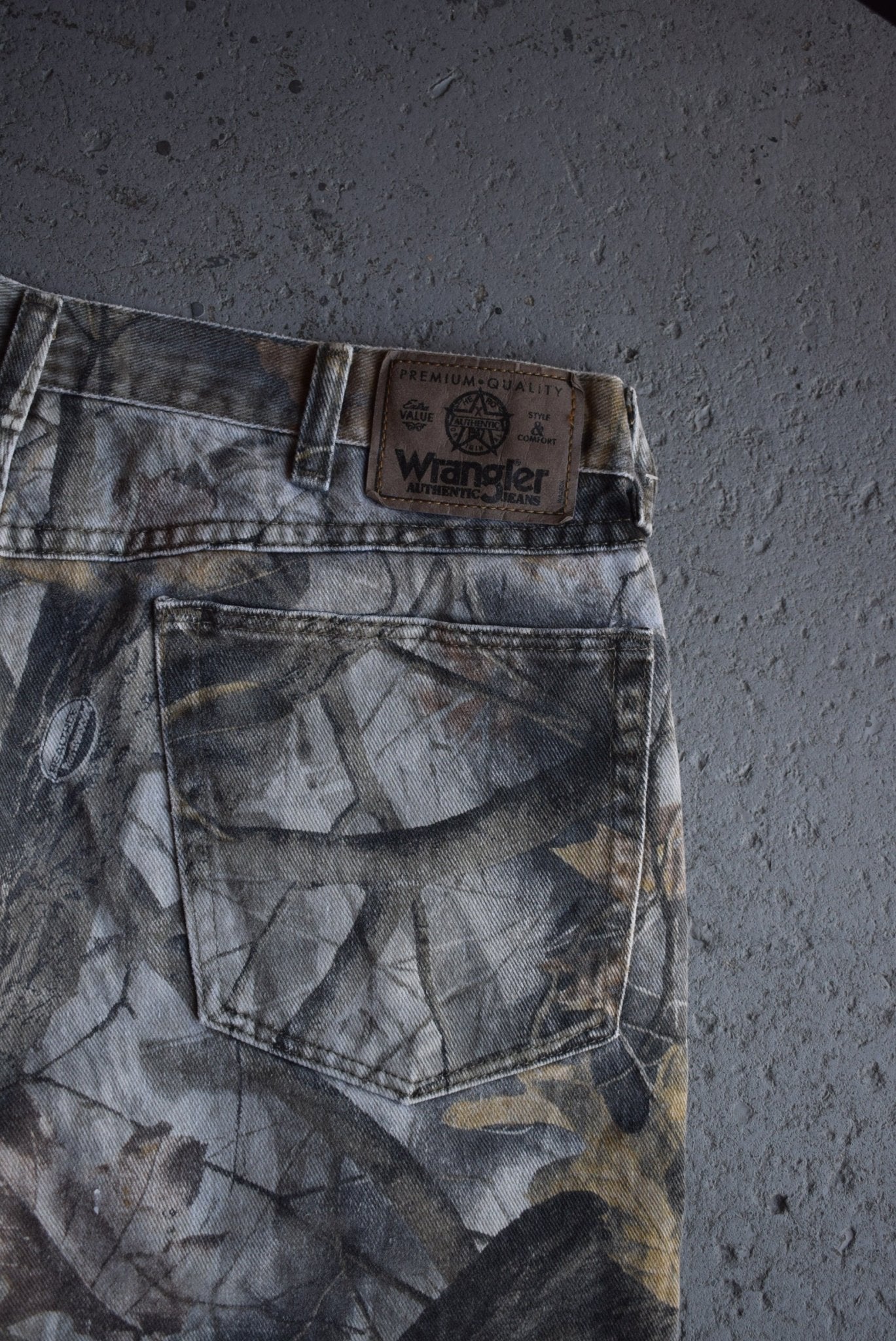 *Double - knee* Vintage Wrangler Realtree Pants (36) - Retrospective Store