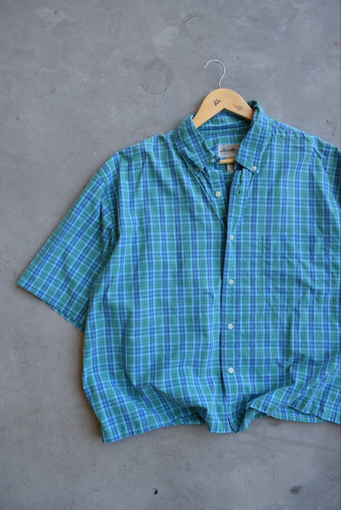 Eddie Bauer Blue Cropped Button Up — 2000s (XL) - Retrospective Store