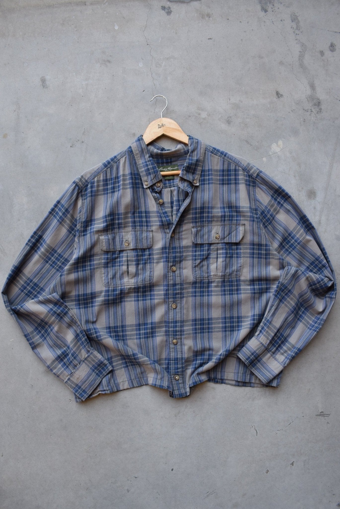 Eddie Bauer Blue & Grey Cropped Long Sleeve Button Up — 2000s (L/XL) - Retrospective Store
