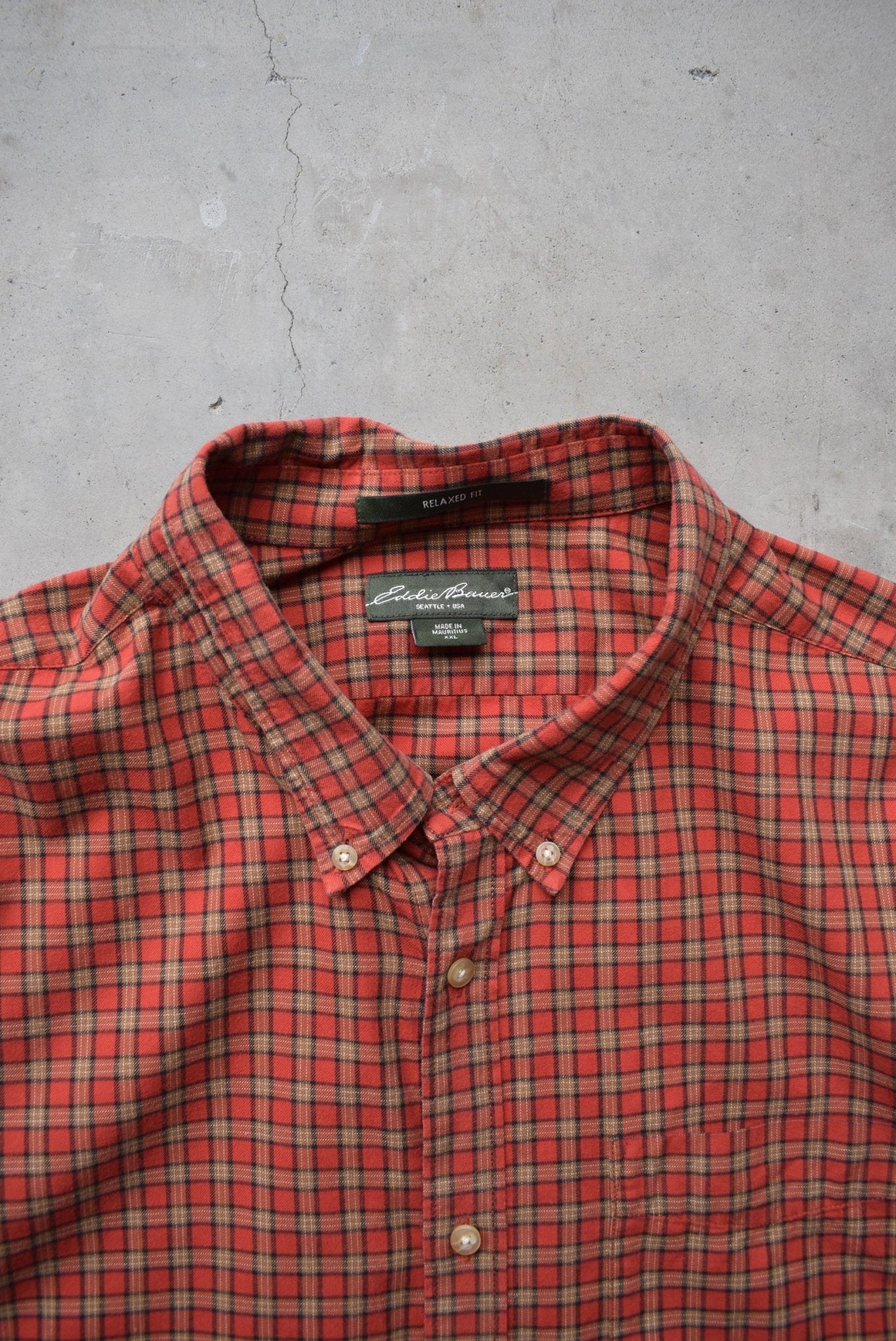 Eddie Bauer Red Cropped Long Sleeve Button Up — 2000s (XL/XXL) - Retrospective Store