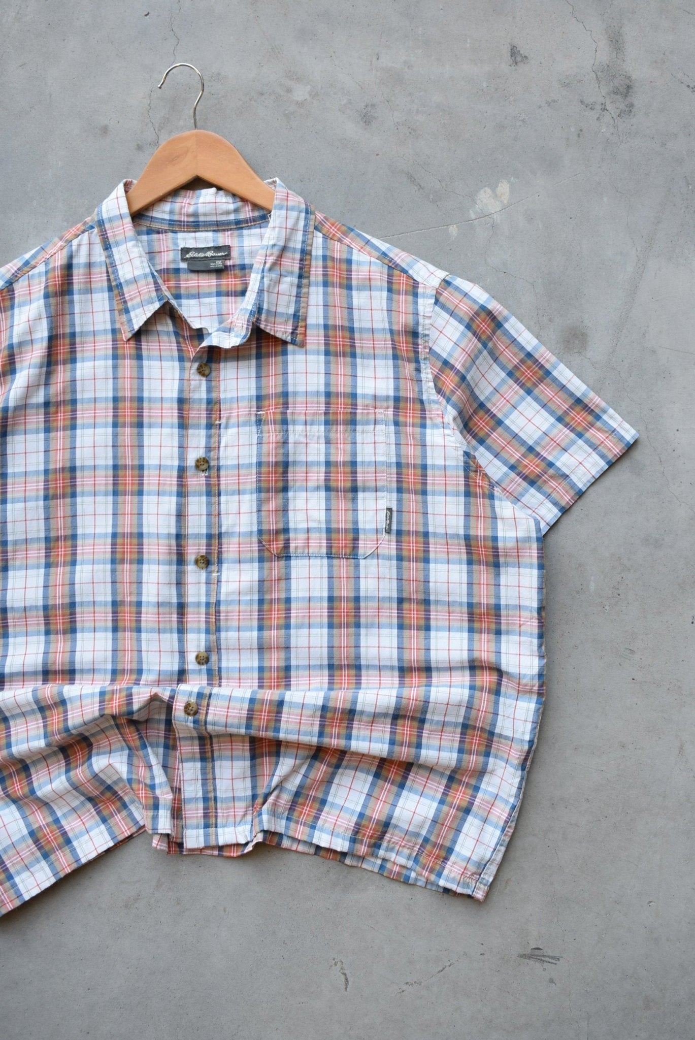 Eddie Bauer Red & White Cropped Button Up — 2000s (XL) - Retrospective Store