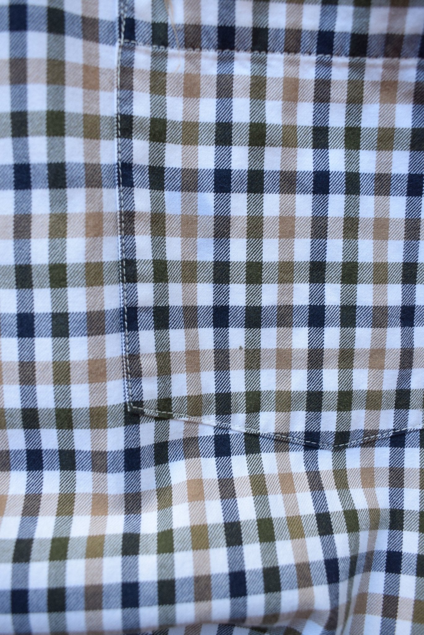 Eddie Bauer Tan Cropped Long Sleeve Button Up — 2000s (XL) - Retrospective Store