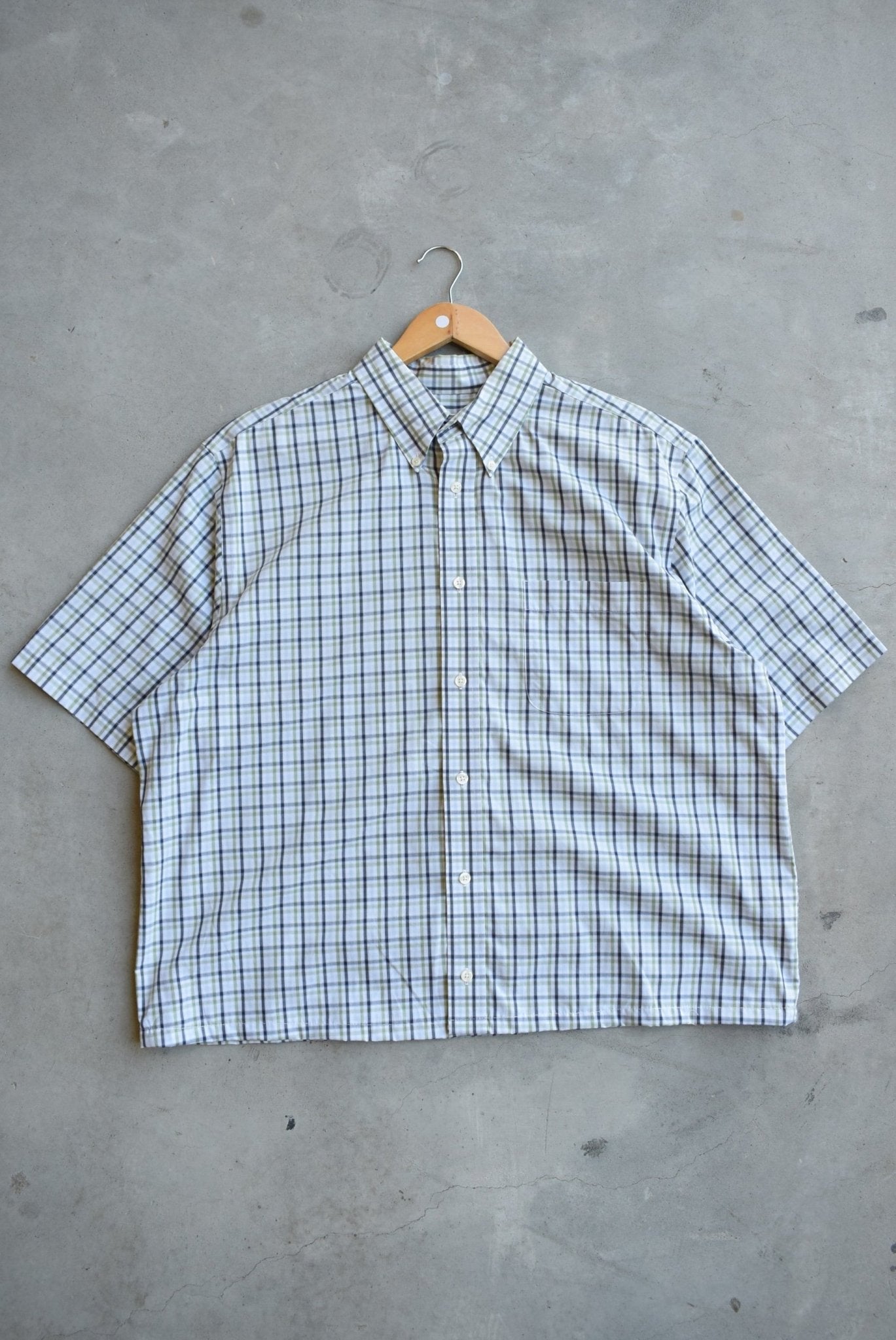 Eddie Bauer White Cropped Button Up — 2000s (XL) - Retrospective Store