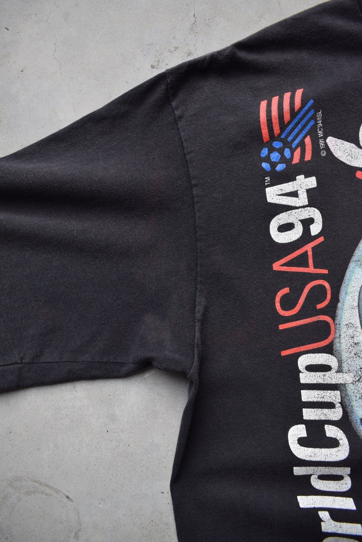 Energizer Batteries x FIFA World Cup Black Graphic Tee — 1994 (XL/XXL) - Retrospective Store