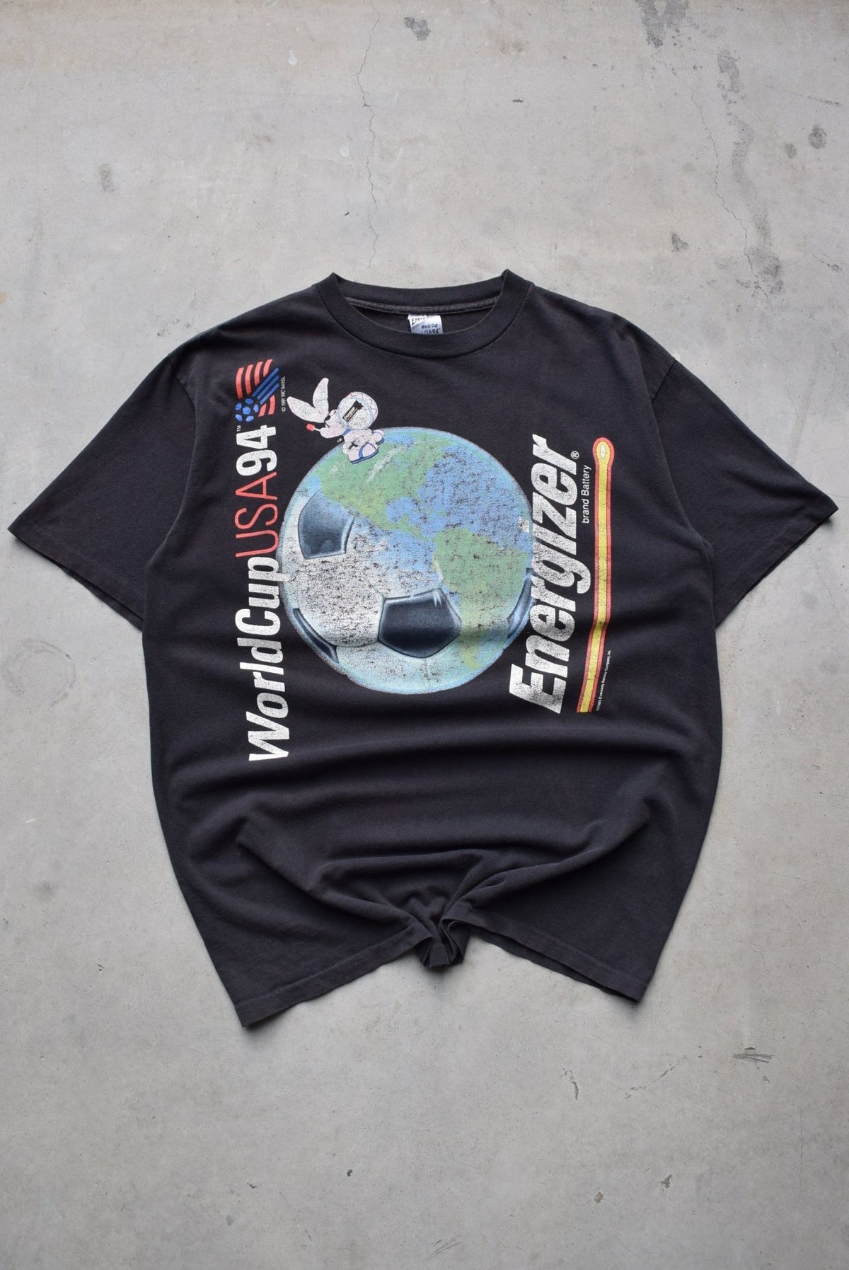 Energizer Batteries x FIFA World Cup Black Graphic Tee — 1994 (XL/XXL) - Retrospective Store