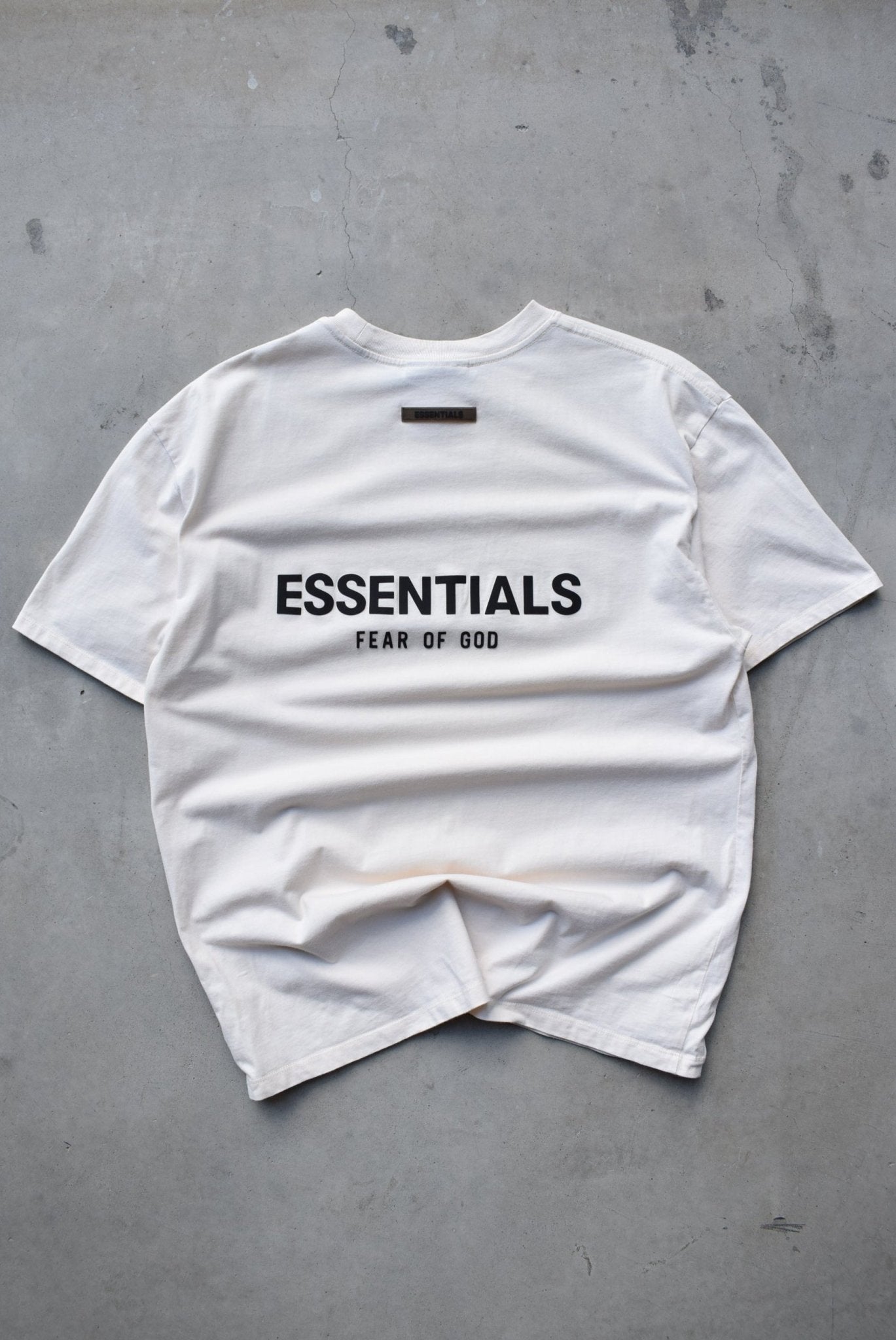 Essentials Fear of God Beige Spellout Tee — 2000s (M) - Retrospective Store