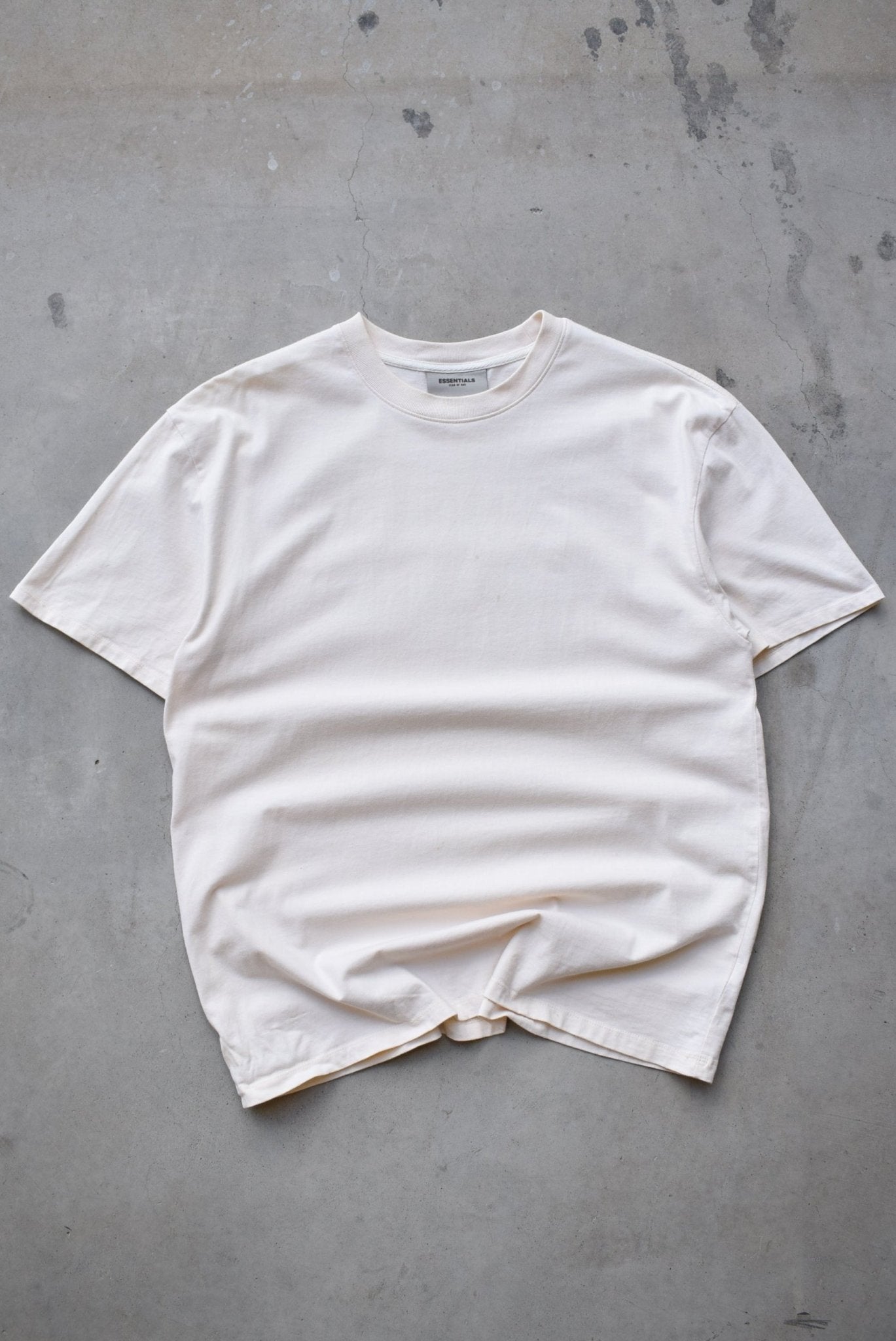 Essentials Fear of God Beige Spellout Tee — 2000s (M) - Retrospective Store