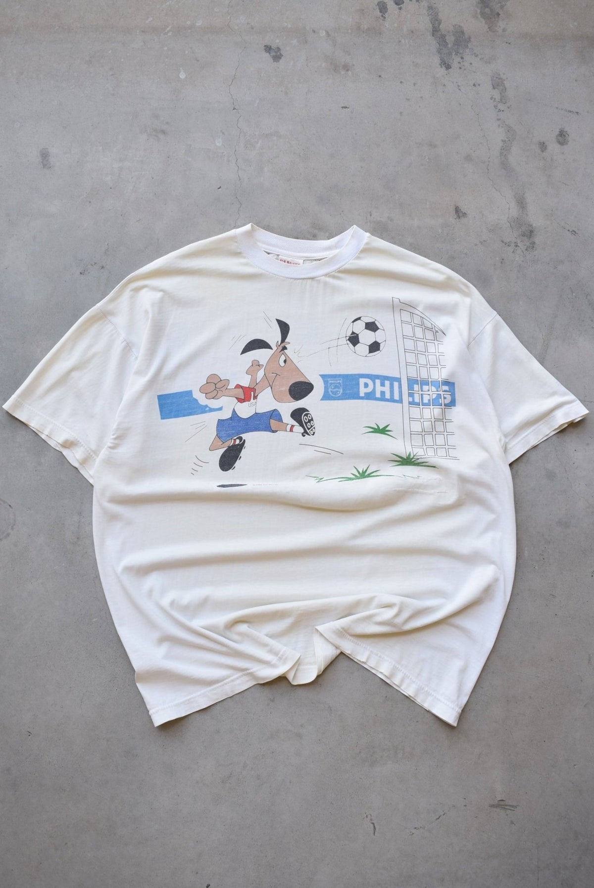FIFA World Cup USA White Graphic Tee — 1994 (XL/XXL) - Retrospective Store
