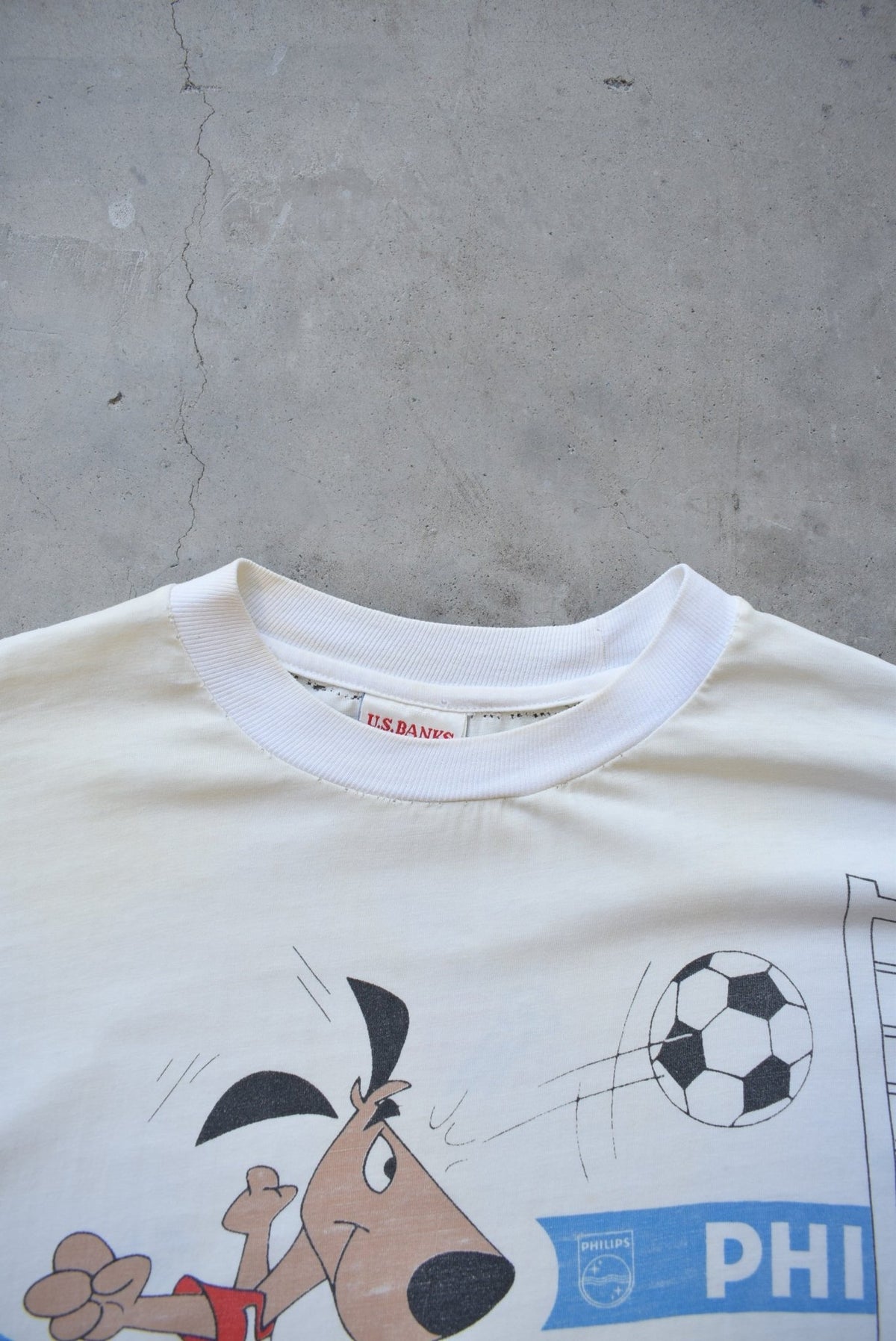 FIFA World Cup USA White Graphic Tee — 1994 (XL/XXL) - Retrospective Store