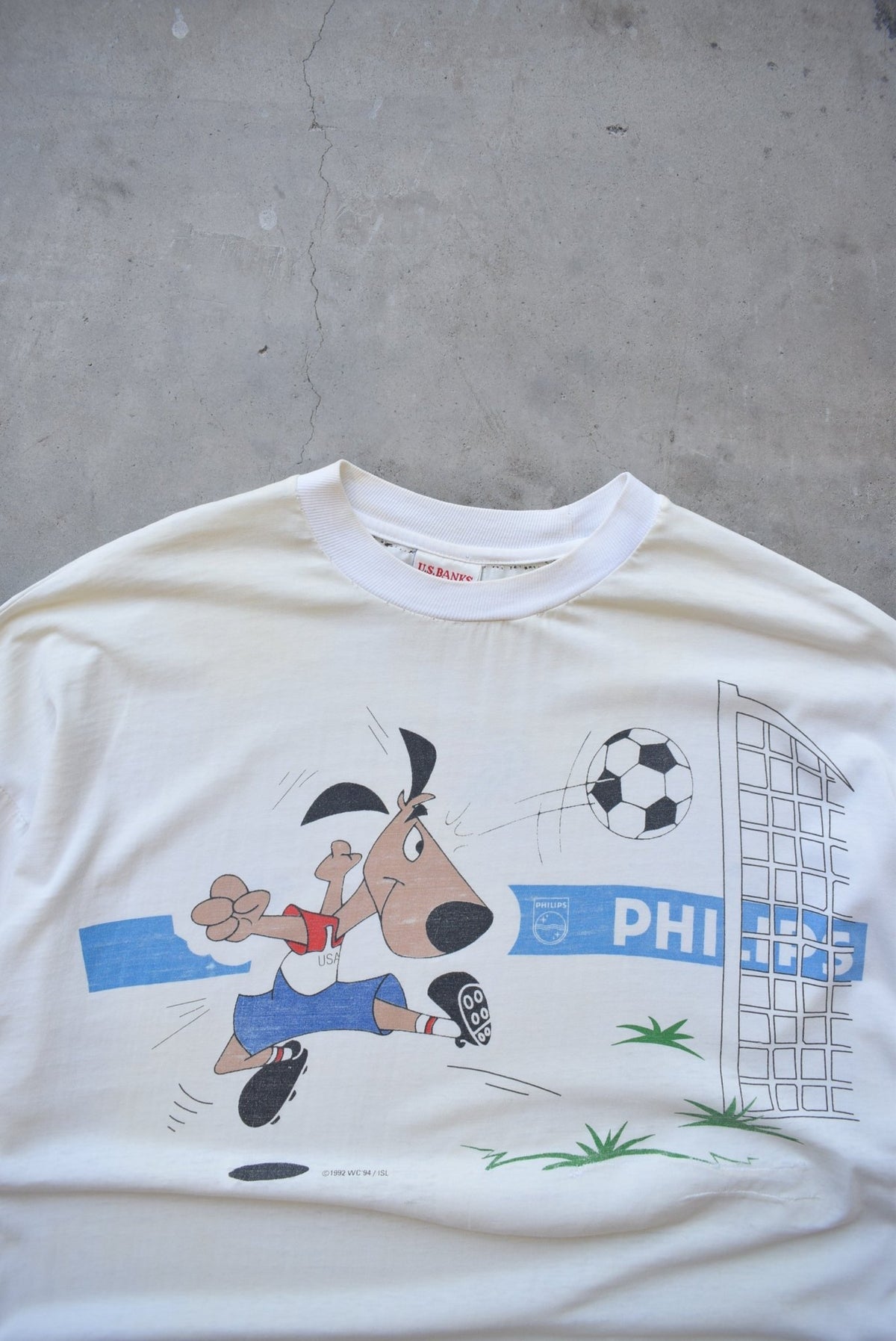 FIFA World Cup USA White Graphic Tee — 1994 (XL/XXL) - Retrospective Store