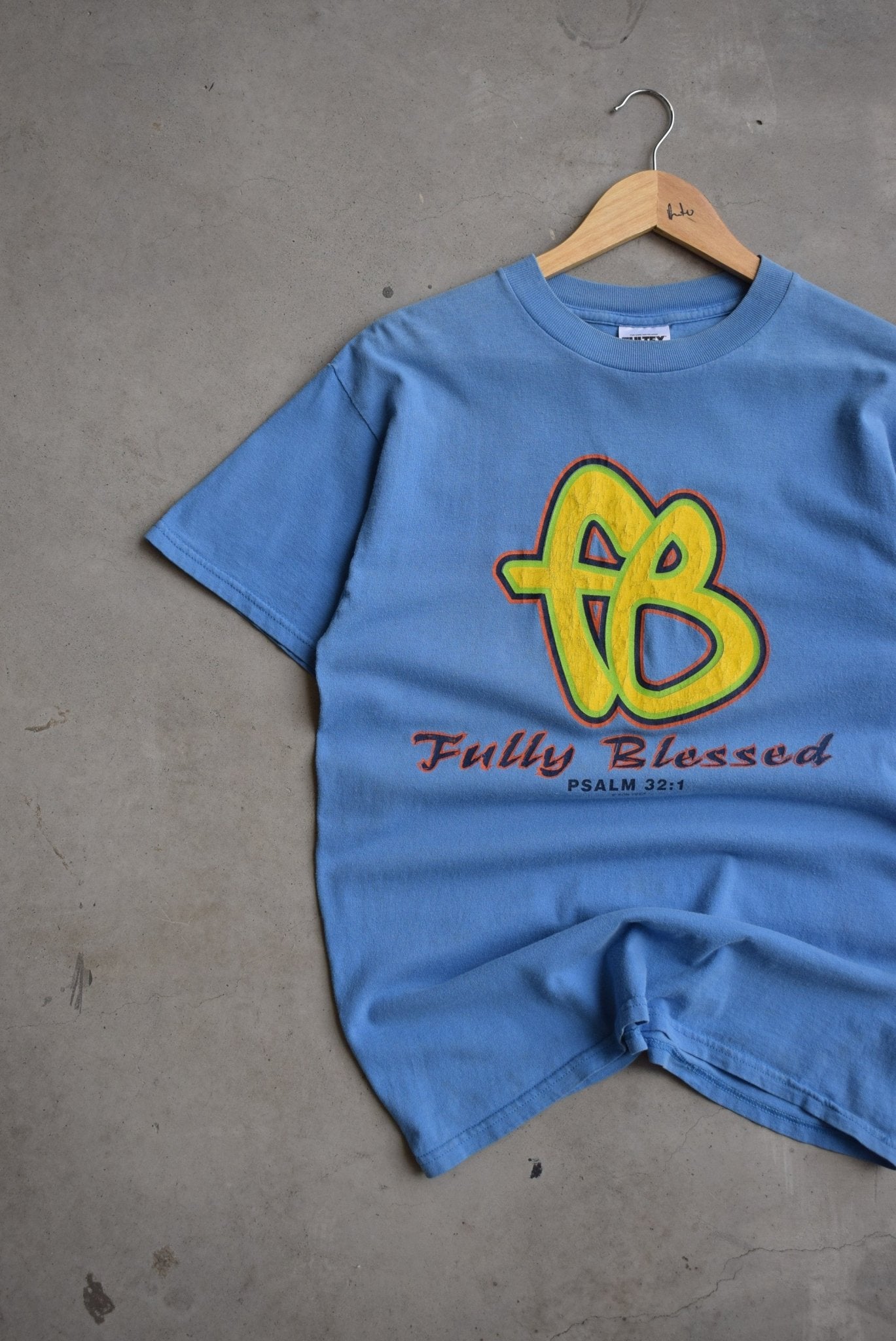 FUBU Fully Blessed Tee — 2000s (M) - Retrospective Store