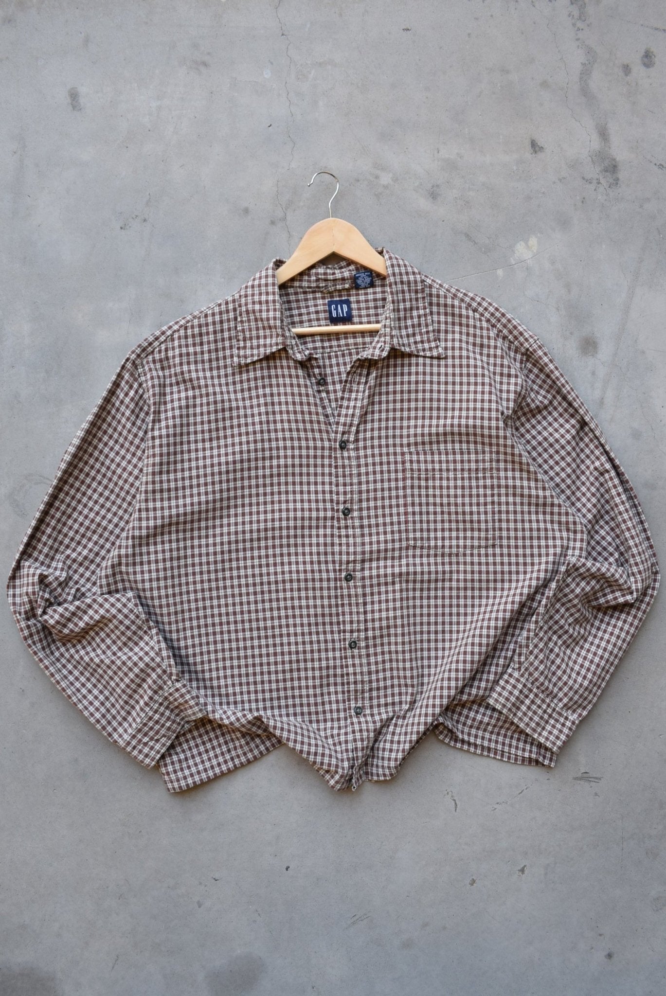 GAP Red & Brown Cropped Long Sleeve Button Up — 2000s (XL/XXL) - Retrospective Store