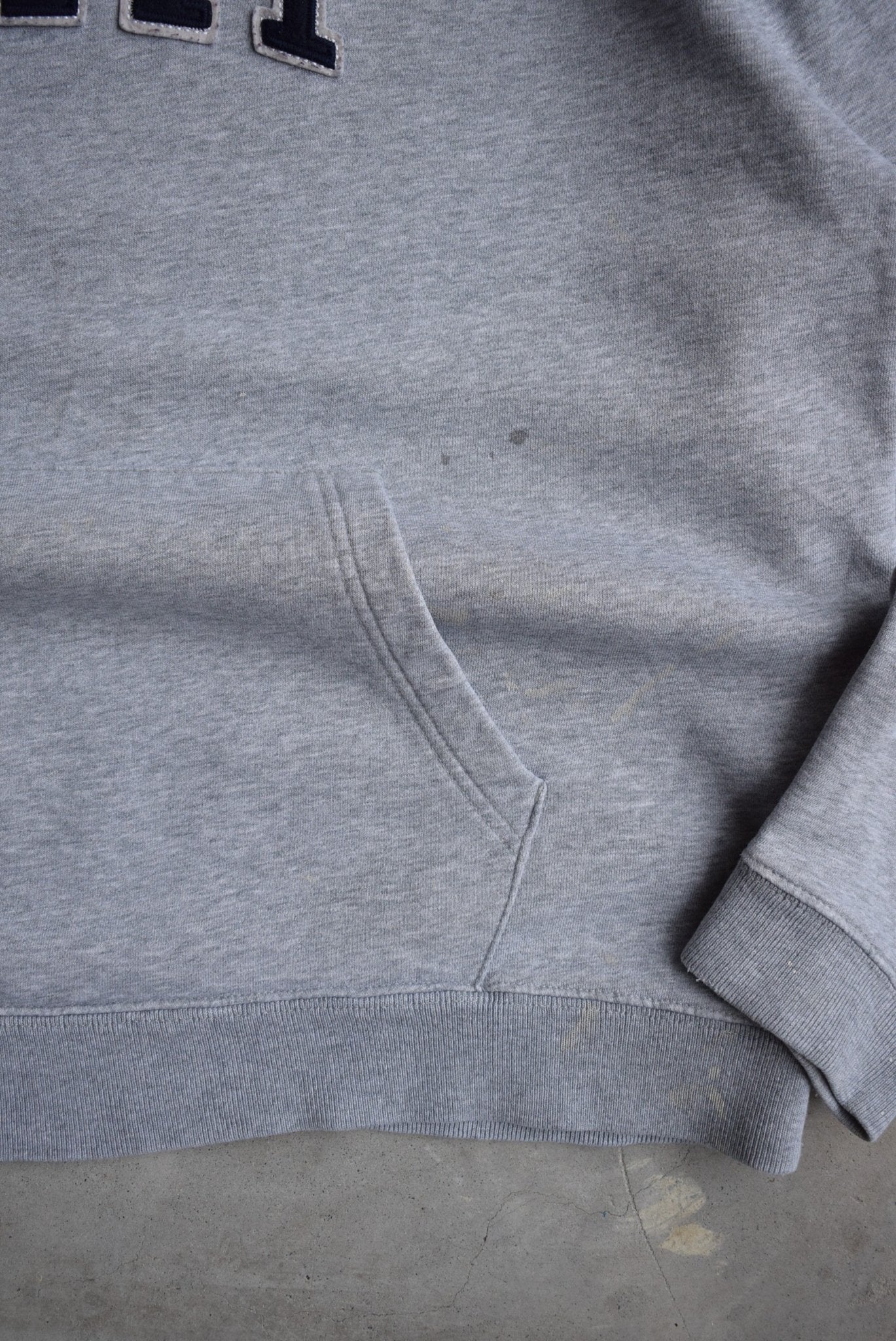 GAP Spellout Embroidered Hoodie — 2000s (L) - Retrospective Store