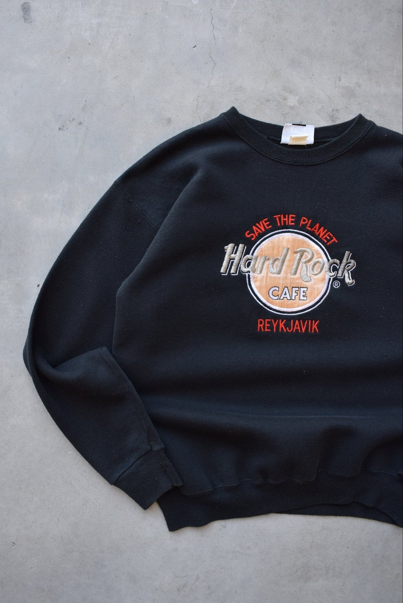 Hard Rock Cafe Black Embroidered Crewneck — 1990s (M) - Retrospective Store