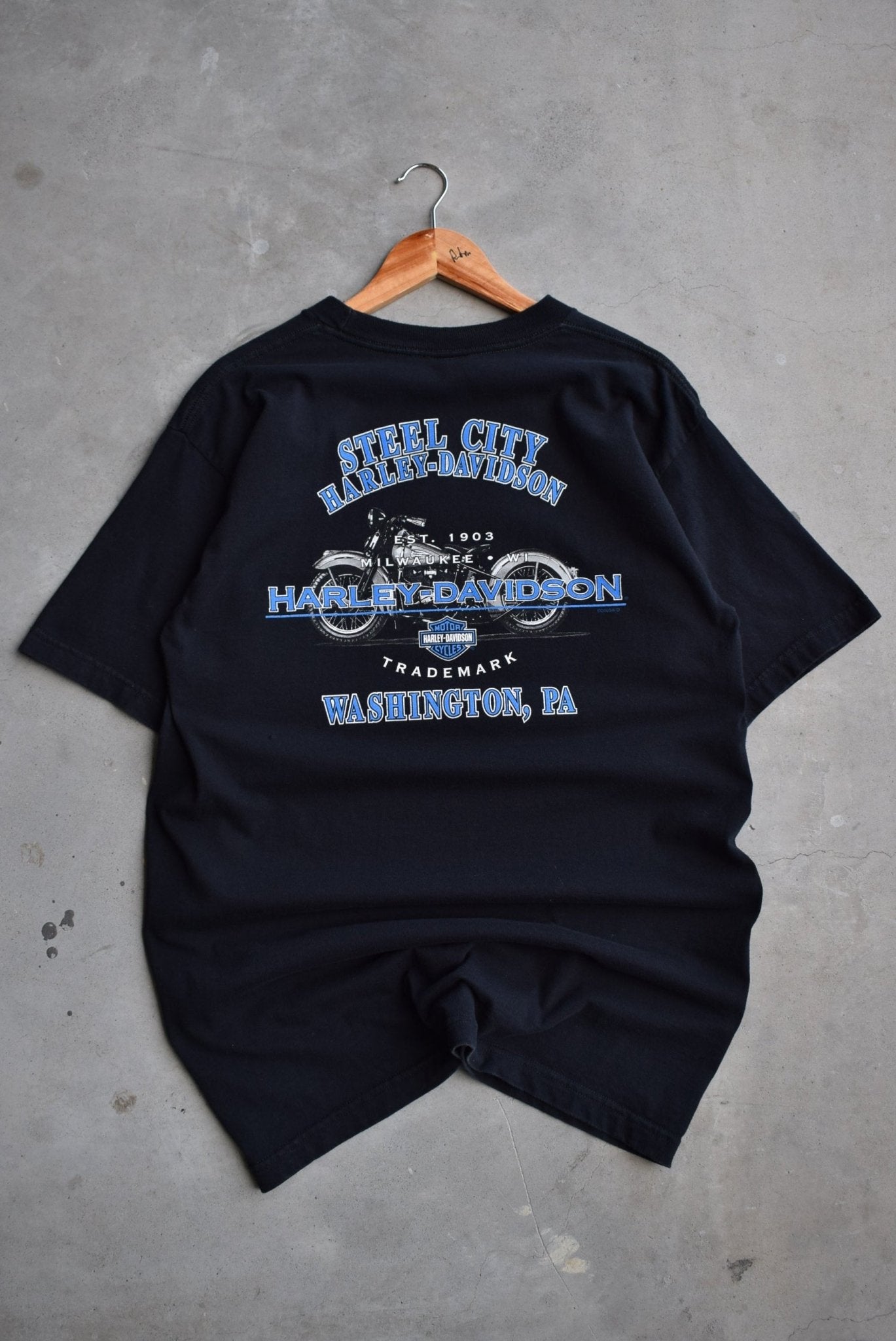 Harley Davidson Motorcycles Black Graphic Tee — 2005 (L) - Retrospective Store