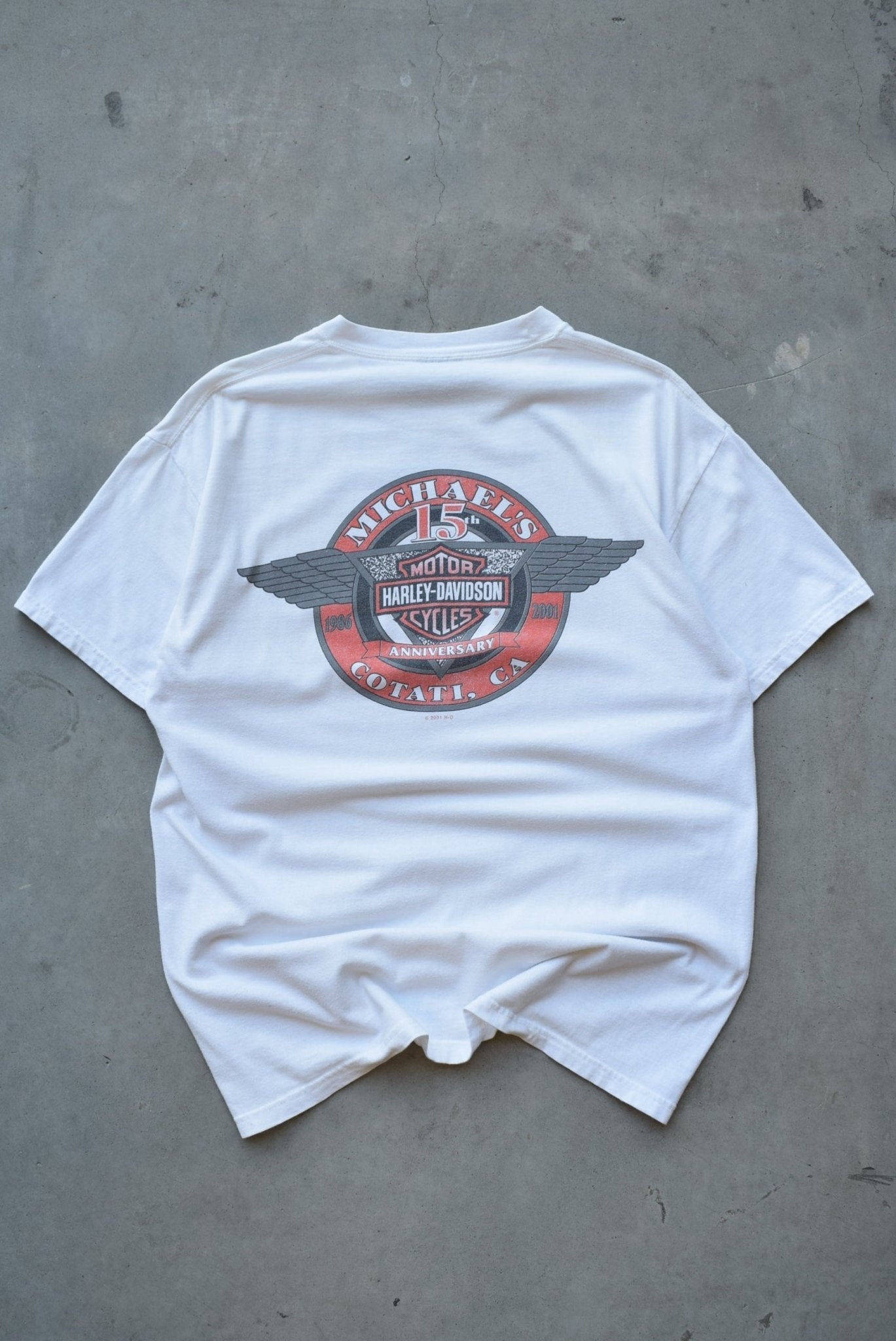 Harley Davidson Motorcycles White Graphic Tee — 2000 (M/L) - Retrospective Store