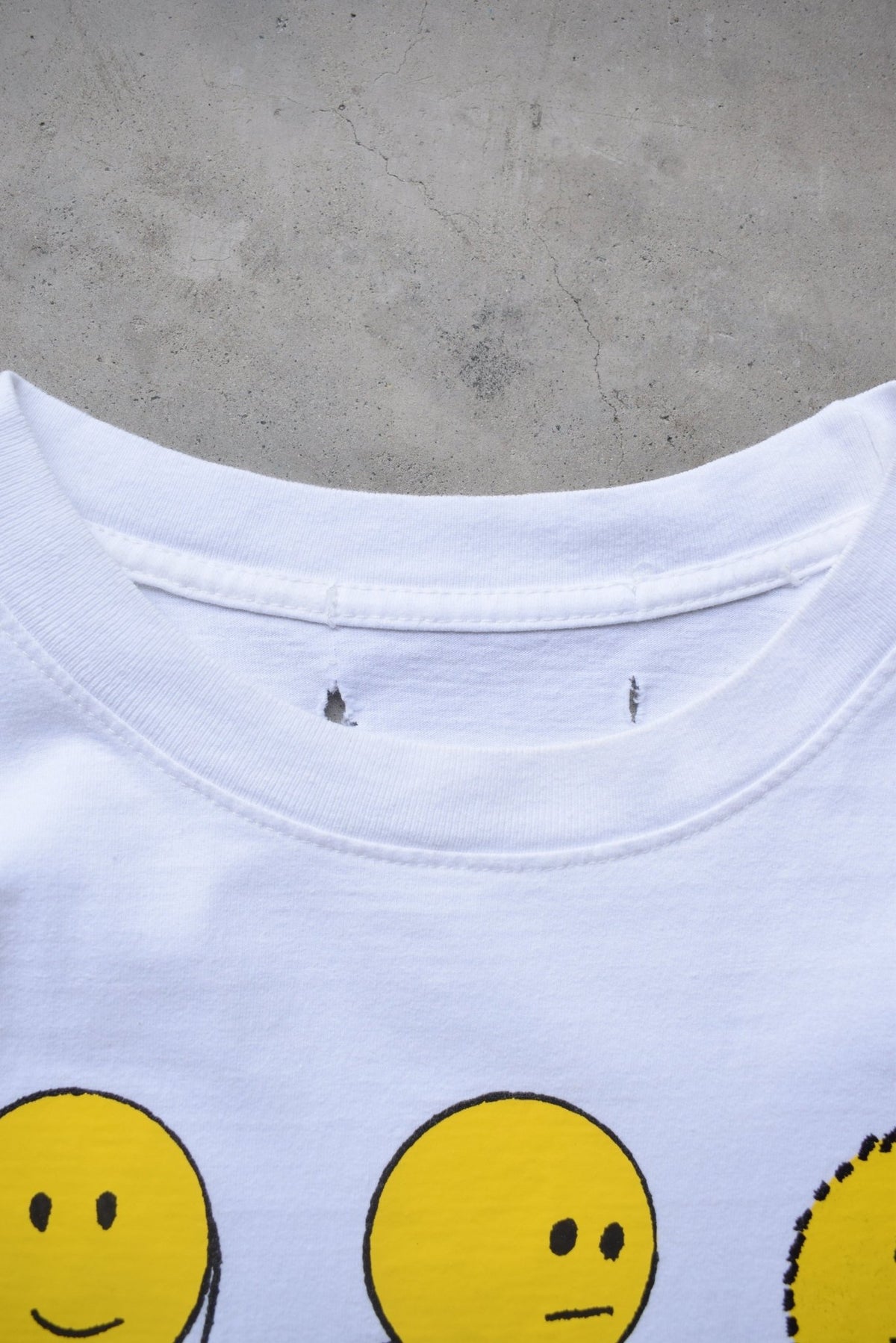 History of Art White Graphic Tee — 2000s (L) - Retrospective Store