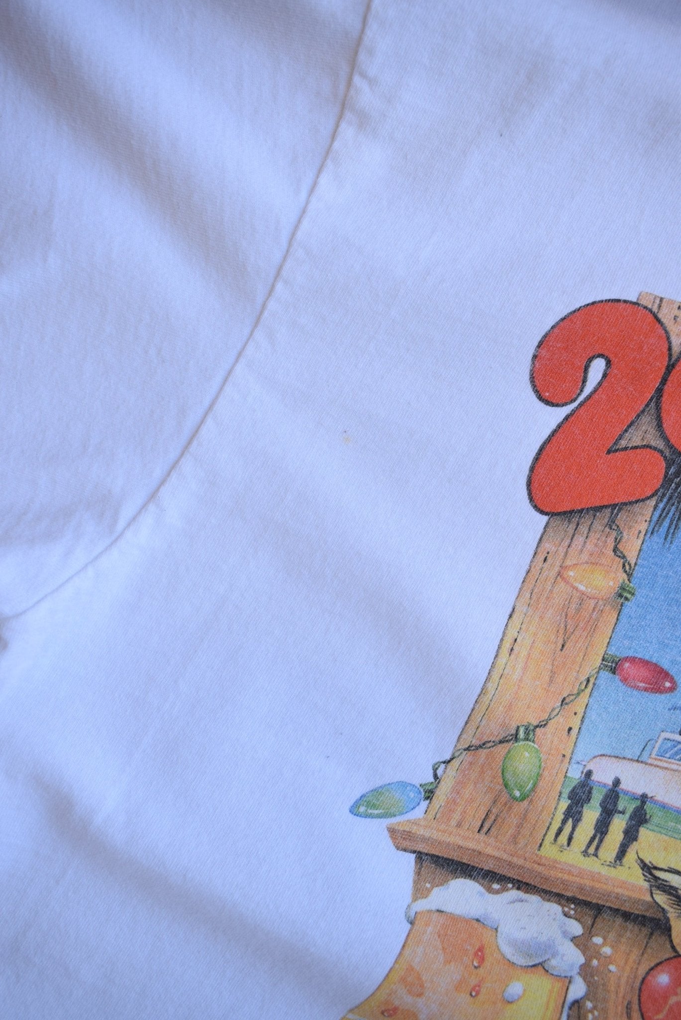 Hooters 20th Anniversary Tee — 2003 (XXL) - Retrospective Store