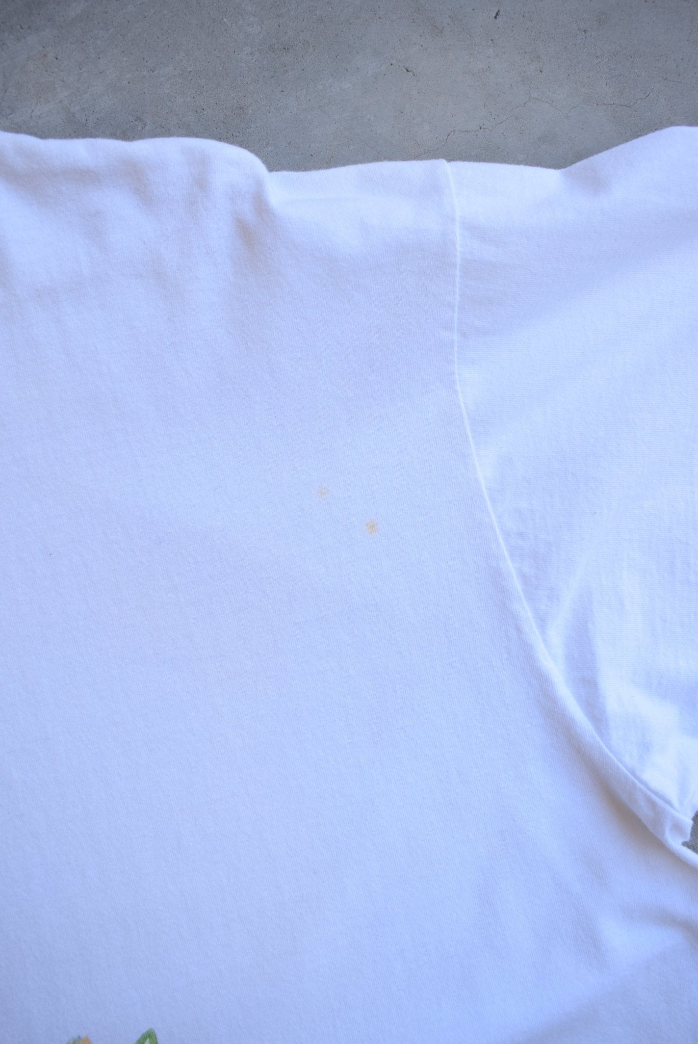 Hooters 20th Anniversary Tee — 2003 (XXL) - Retrospective Store