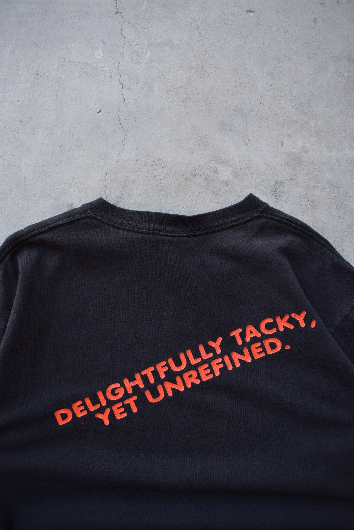 Hooters Black Graphic Tee — 1990s (L) - Retrospective Store