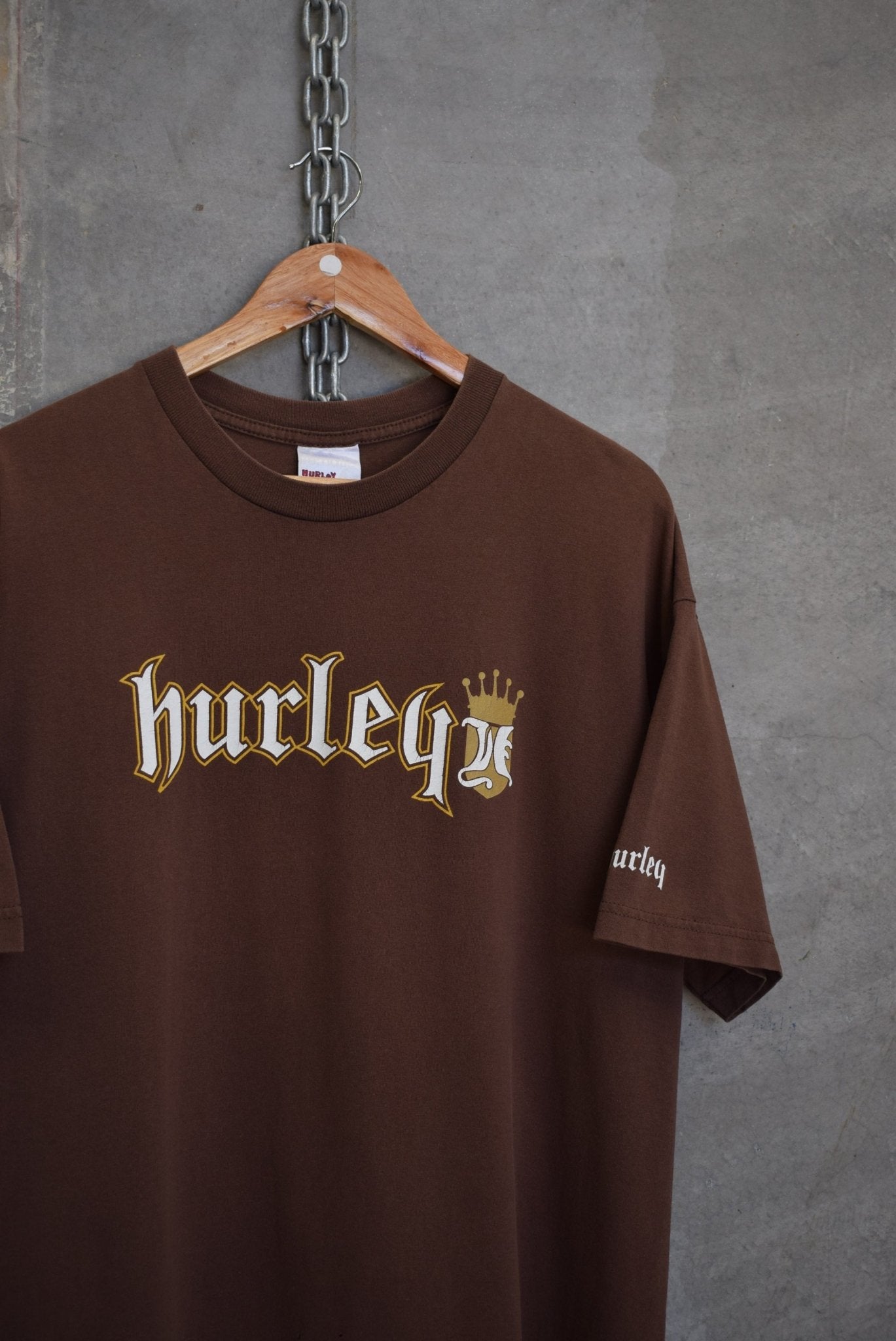 Hurley Spellout Tee — 2000s (L) - Retrospective Store