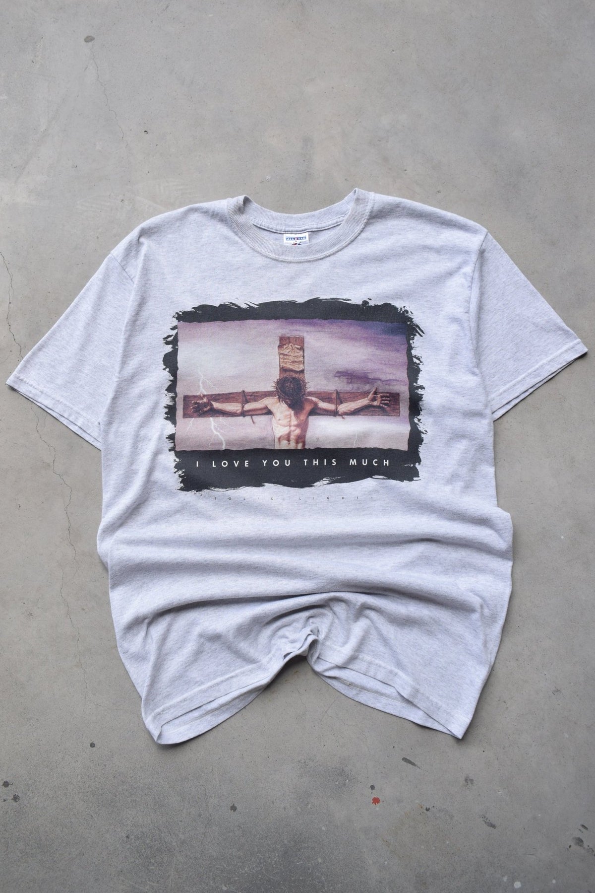 Jesus 'I Love You This Much' Grey Graphic Tee — 2000s (L) - Retrospective Store