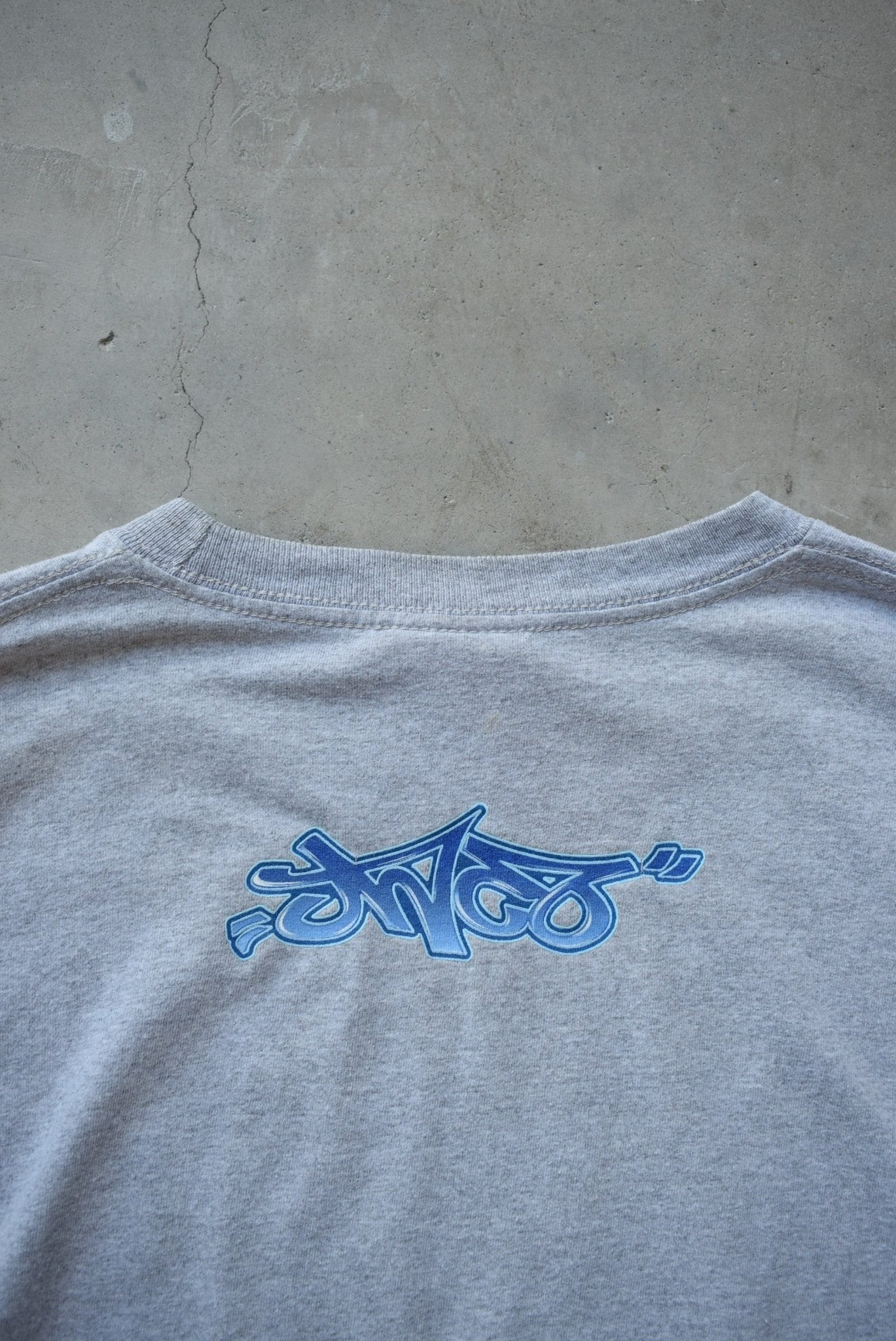 JNCO Jeans Grey Spellout Long Sleeve Tee — 2000s (XL) - Retrospective Store