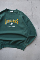 LEE Sport x MLB Oakland Athletics Green Embroidered Crewneck — 1990s (XL) - Retrospective Store