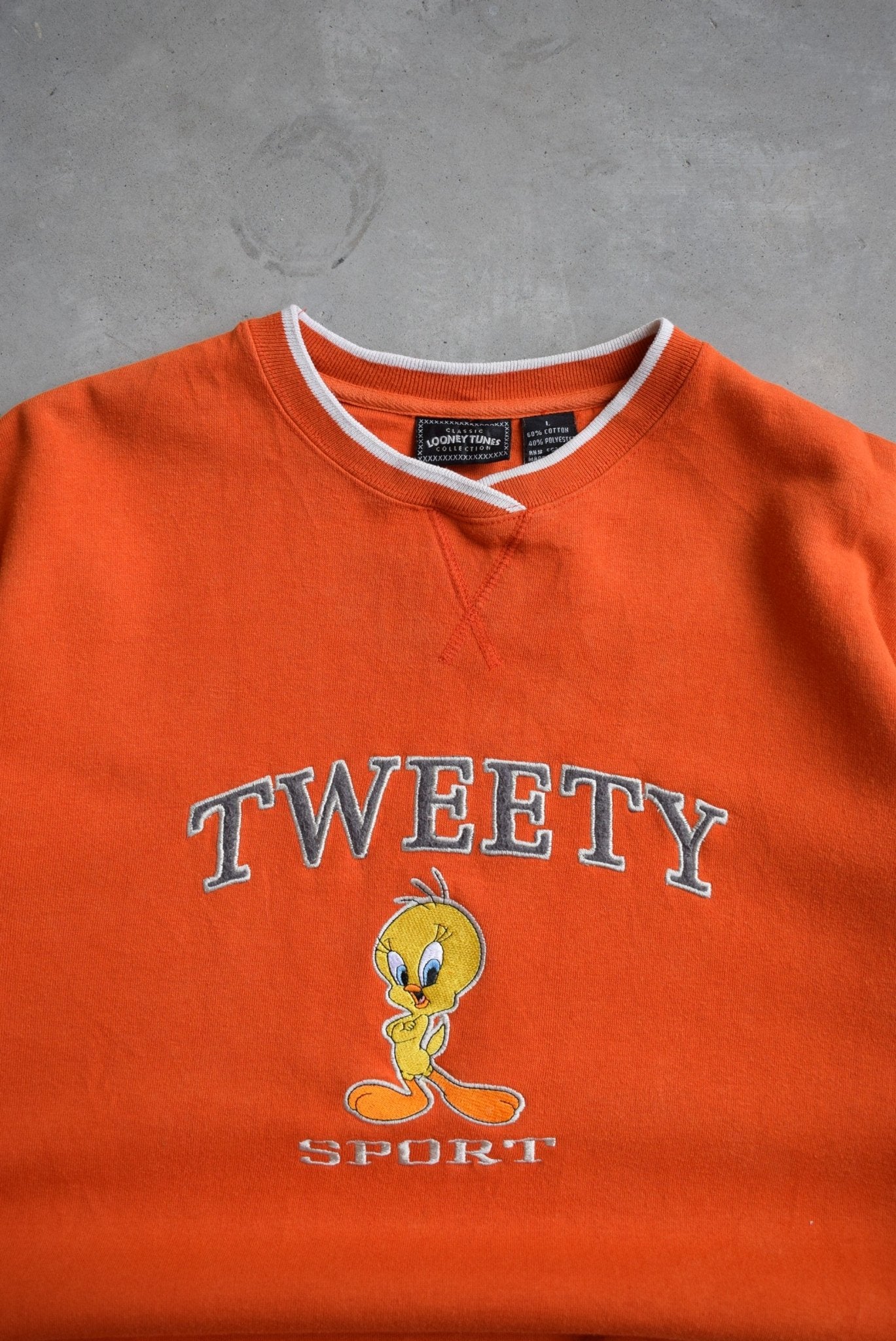 Looney Tunes Tweety Sport Orange Embroidered Crewneck — 2000 (L) - Retrospective Store