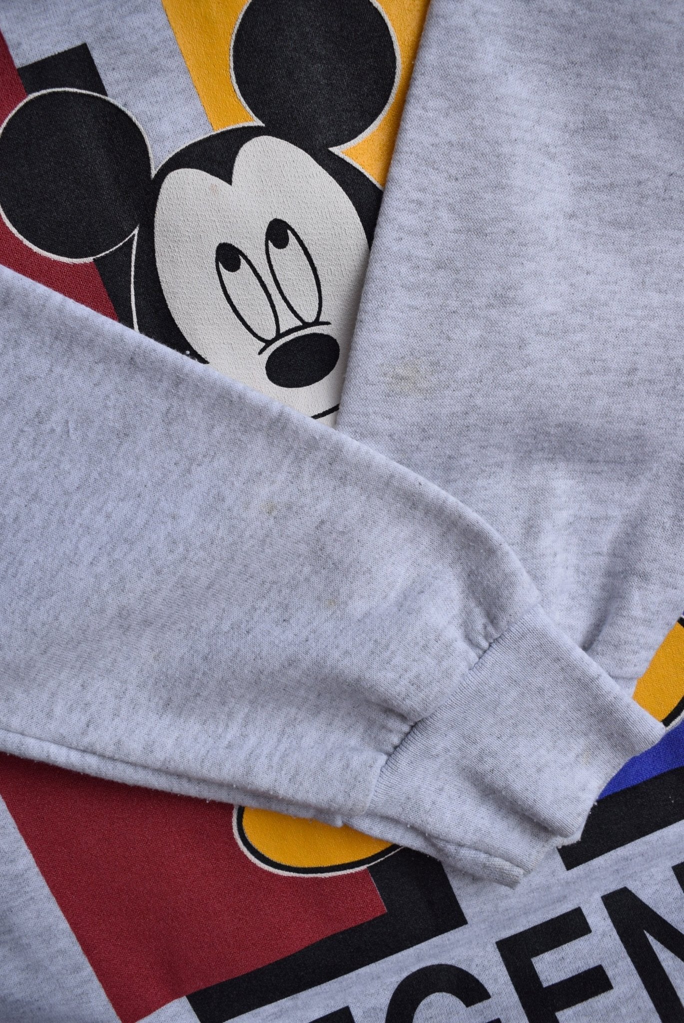 Mickey Legends Grey Crewneck — 2000s (M/L) - Retrospective Store