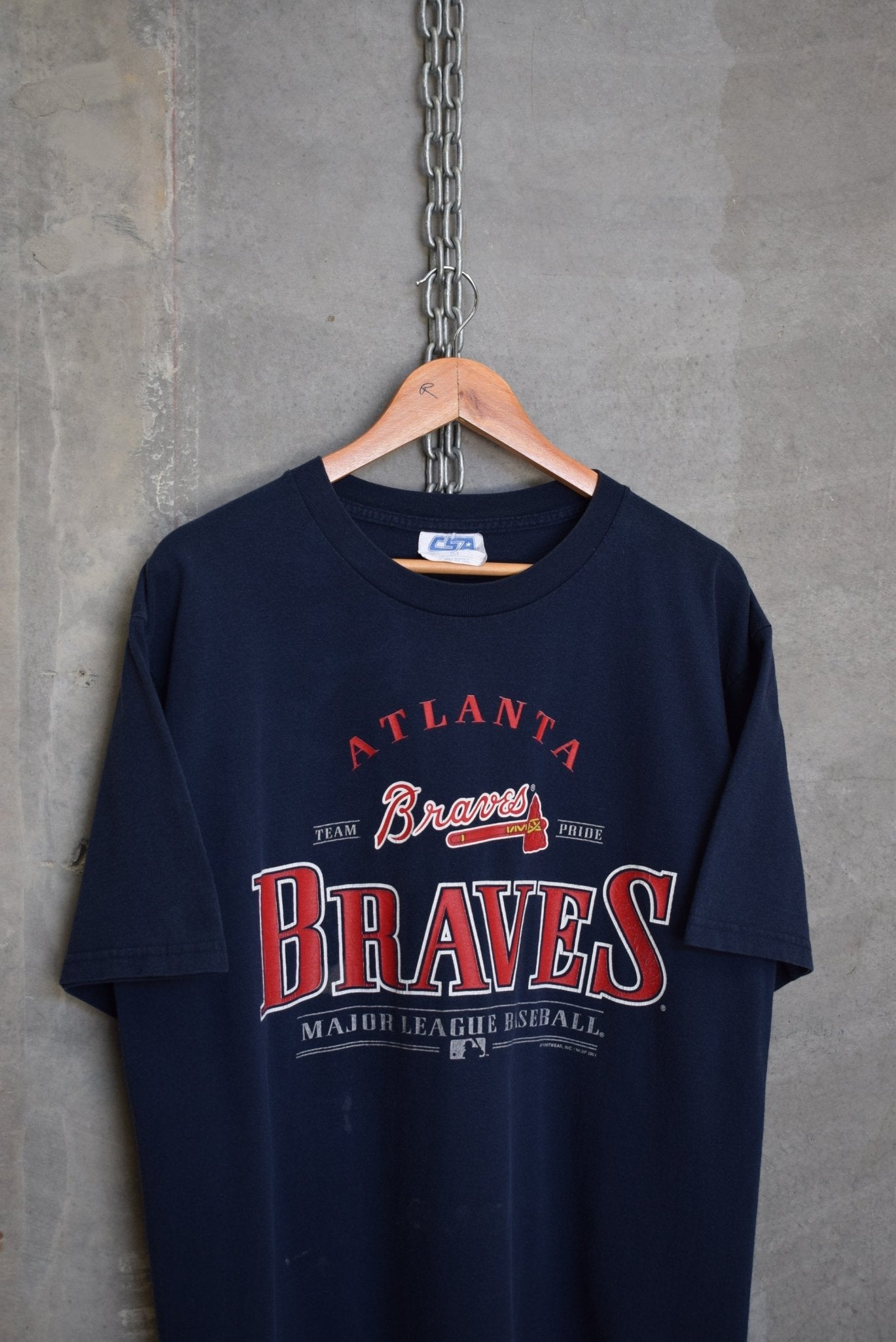 MLB Atlanta Braves Tee — 2001 (L) - Retrospective Store