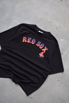 MLB Boston Red Sox Black Graphic Tee — 2002 (XL) - Retrospective Store