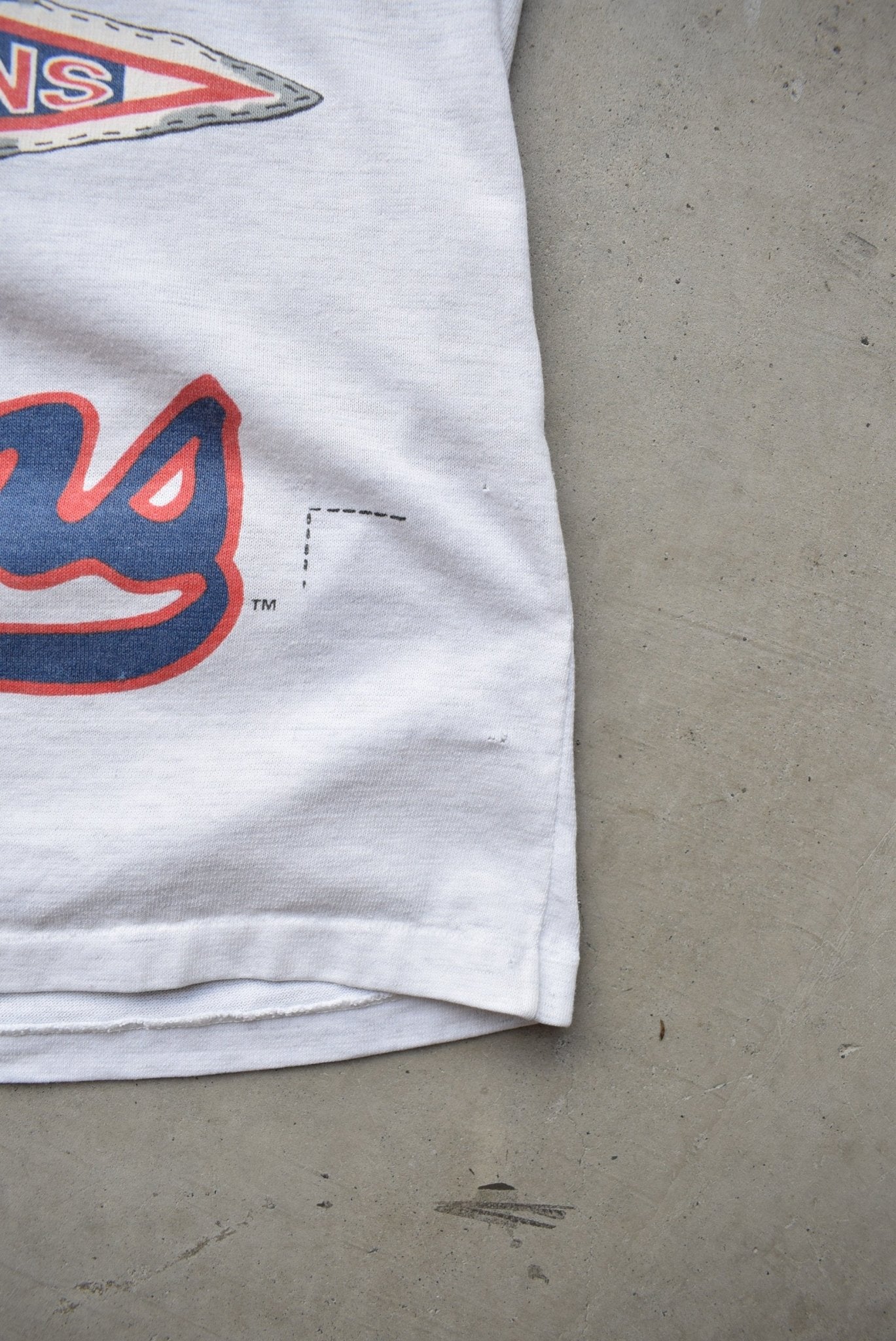 MLB Cleveland Indians World Series Champions Grey Graphic Tee — 1991 (M/L) - Retrospective Store