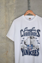 MLB New York Yankees Champions Tee — 2000 (L) - Retrospective Store